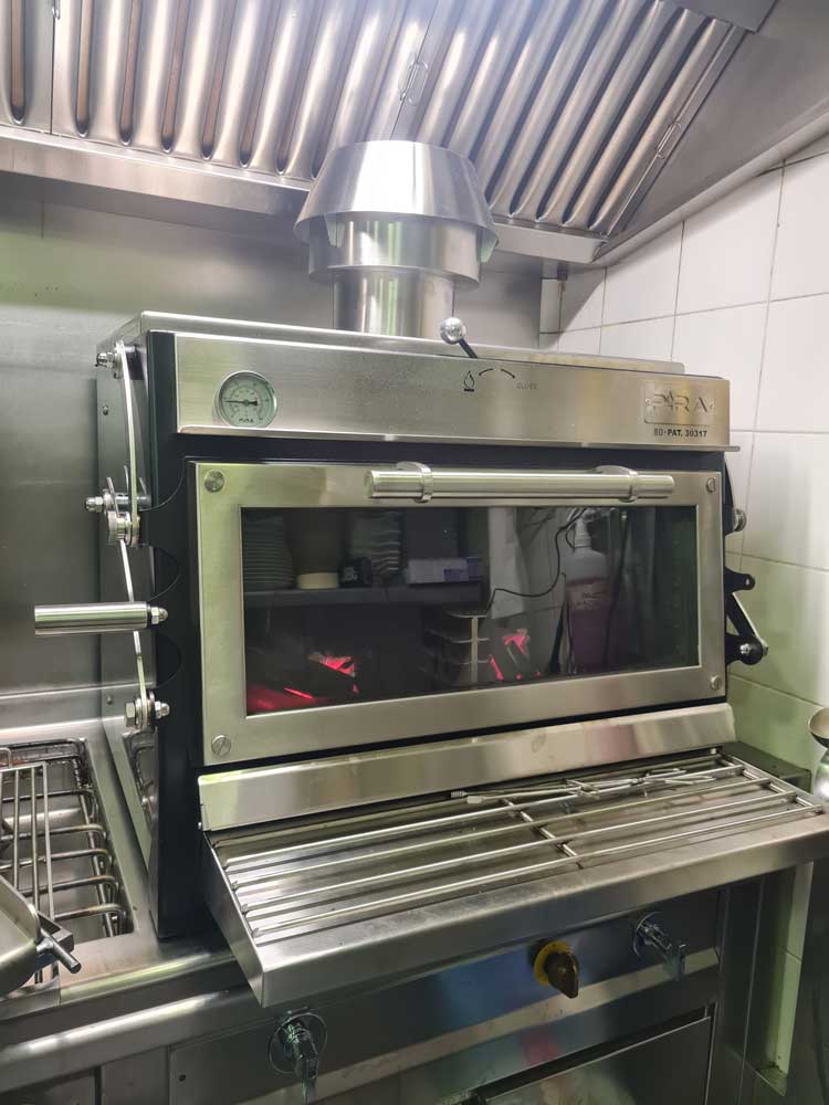 Pira 80 Lux ED Charcoal Oven - 490.104