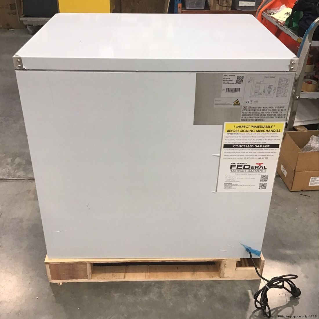 2NDS: FED-X Compact Workbench Fridge - XGNS900B-NSW2106