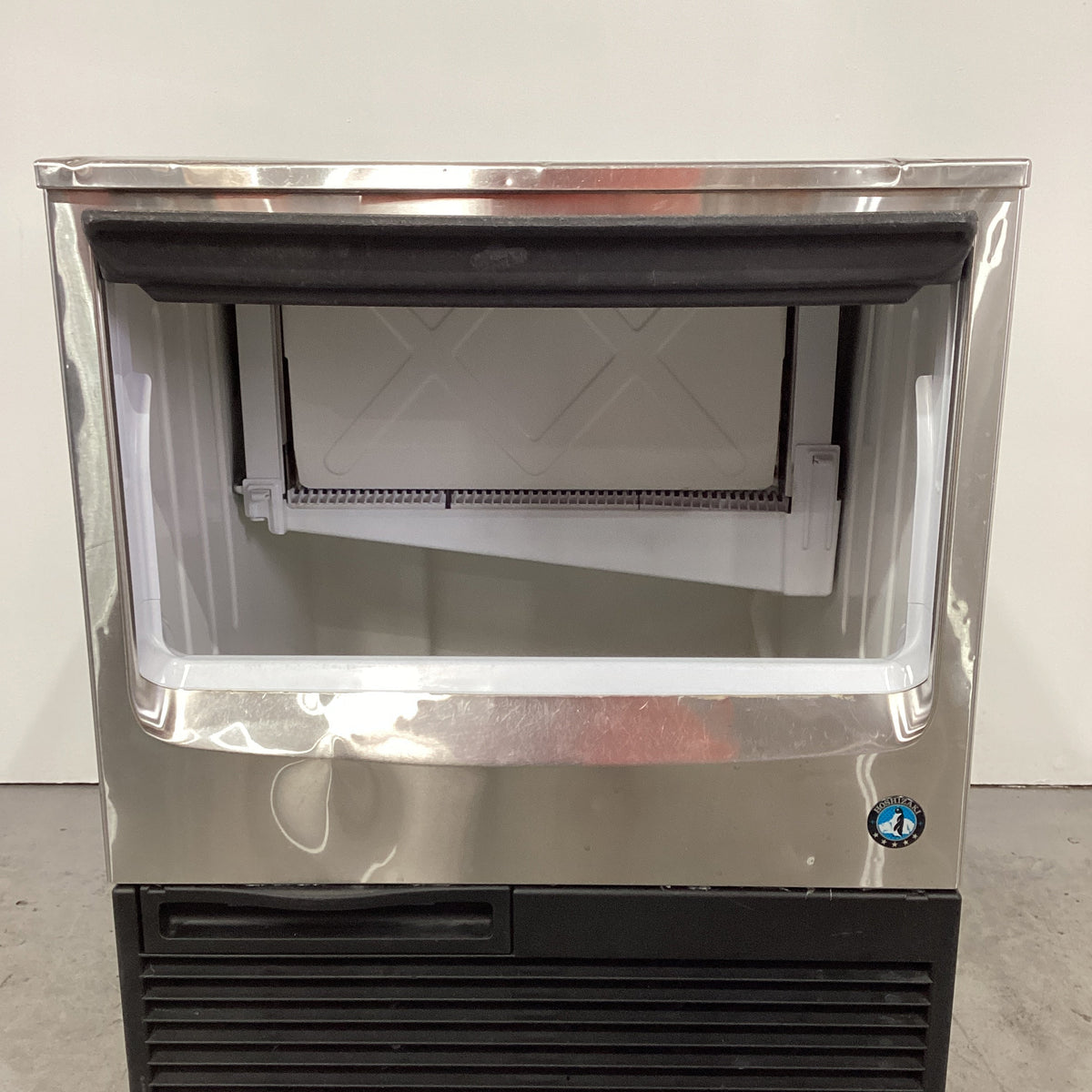 Hoshizaki KM-80B Ice Machine - 745351