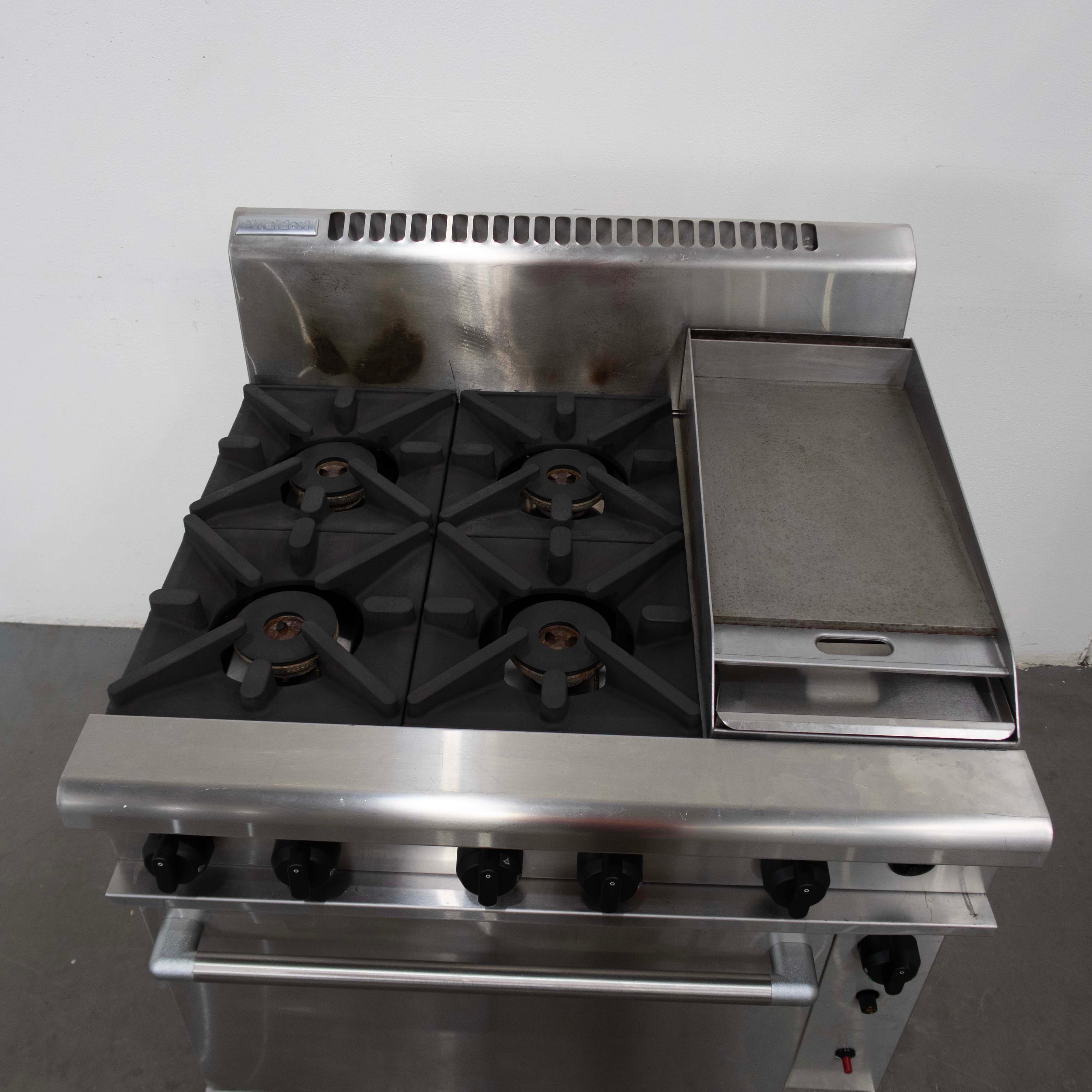 Waldorf RN8613GCF 4 Burner Range Oven with 1 Burner Griddle - 745697