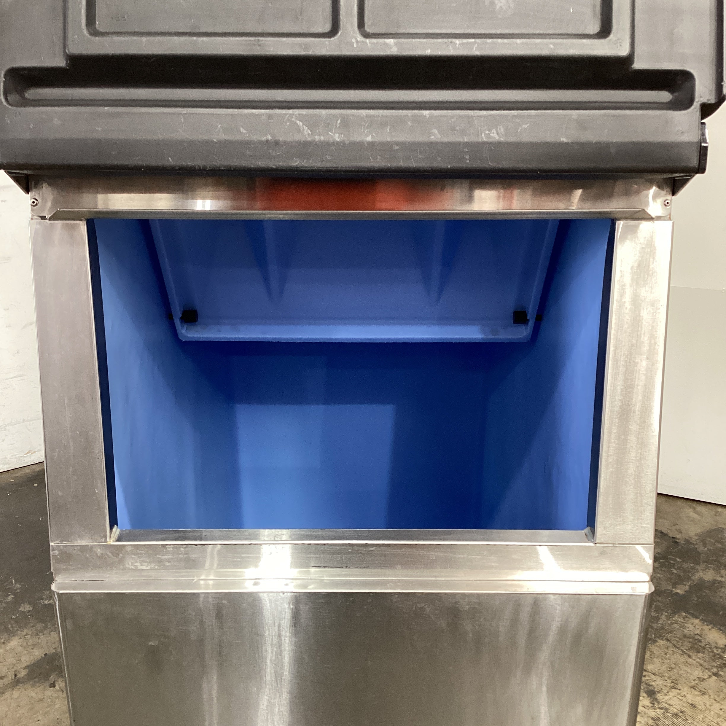 Hoshizaki KMD-201AB/ B-301SA Ice Machine Head + Bin - 748682