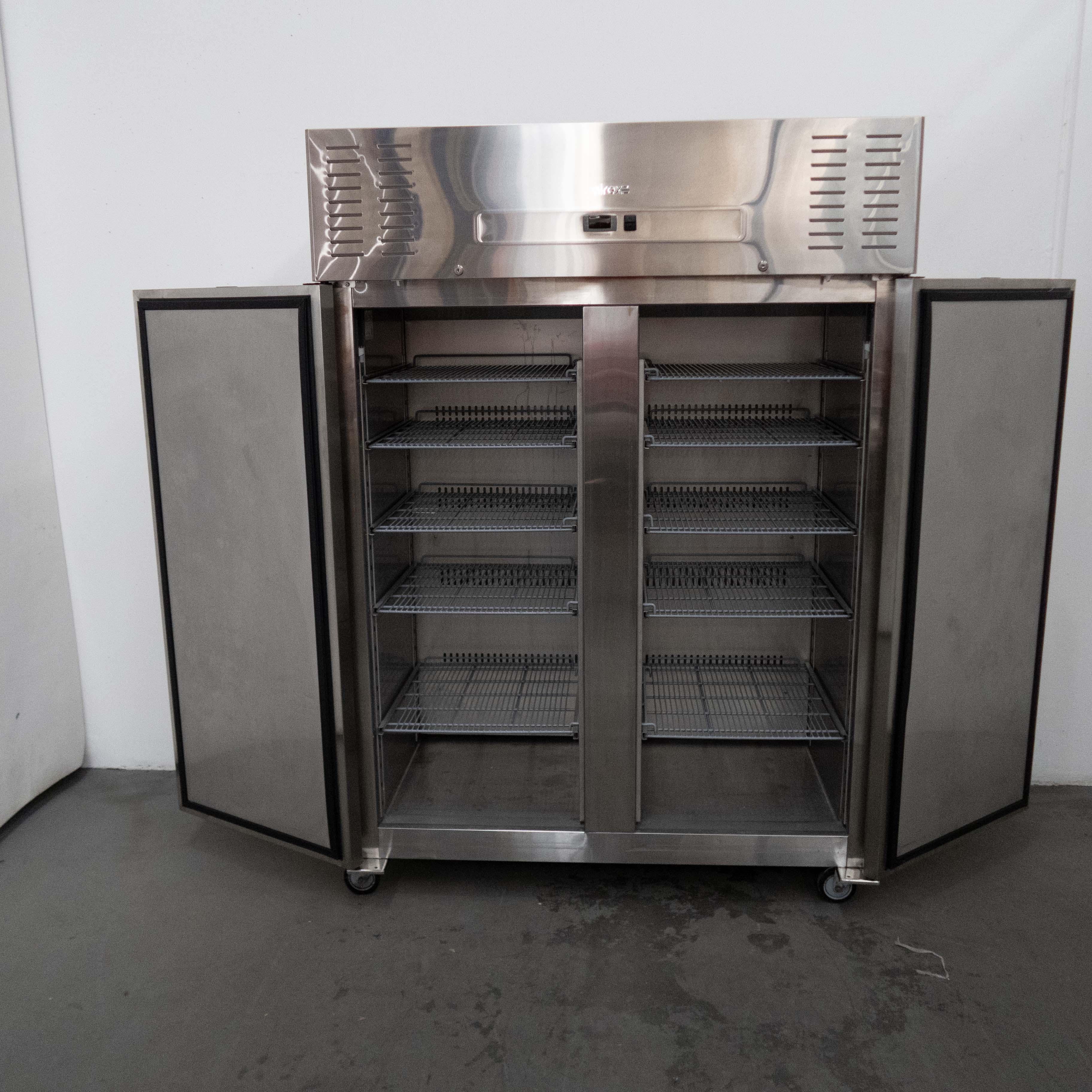 Airex AXR-URGN-2B1 Upright Fridge - 751824