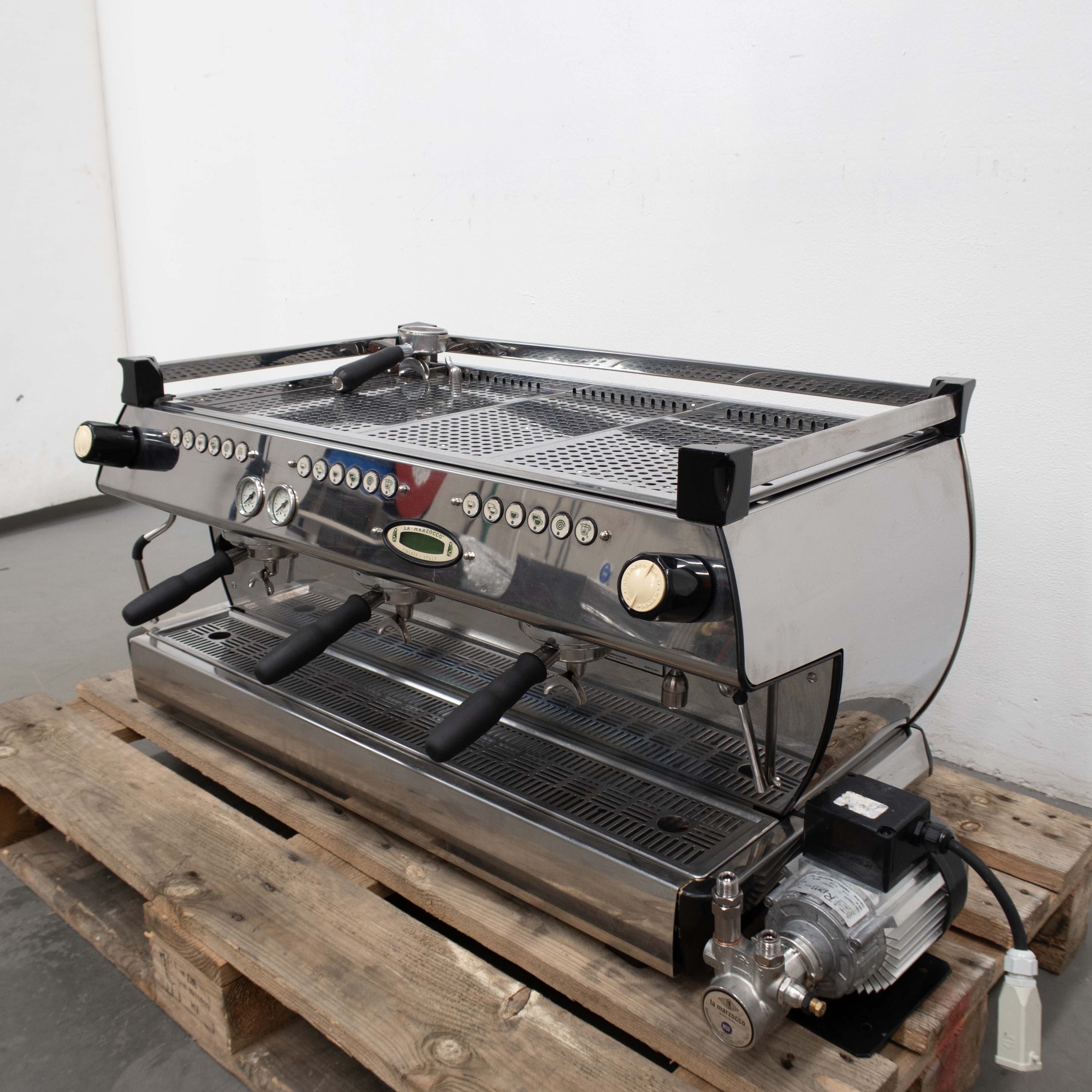 La Marzocco GB5 3AV 3 Group Coffee Machine - 757568