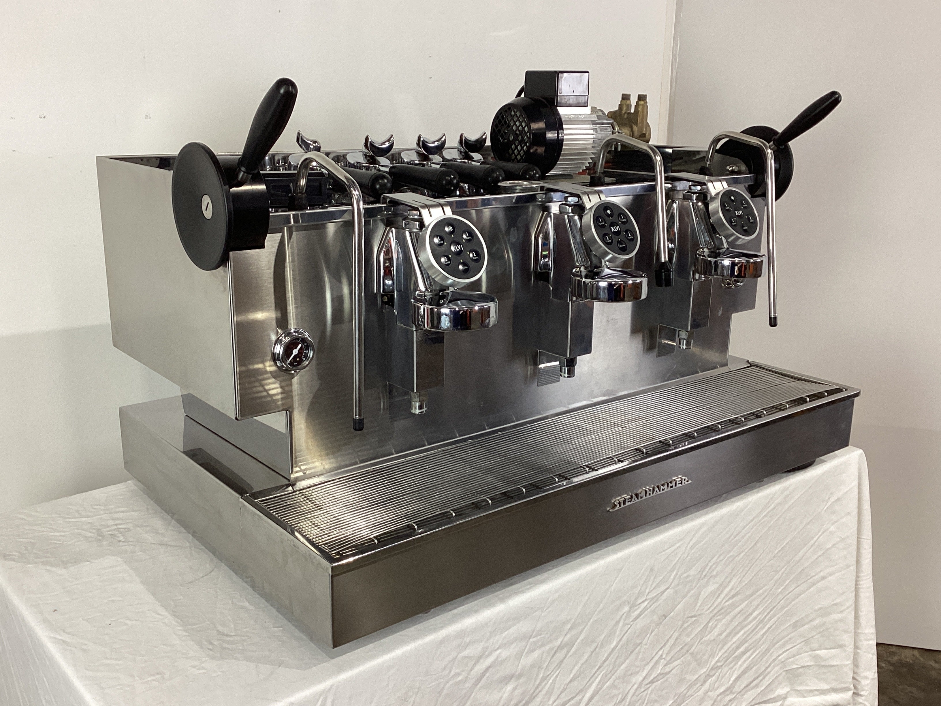 XLVI Steamhammer Electtronica 3 Group Coffee Machine - 763387