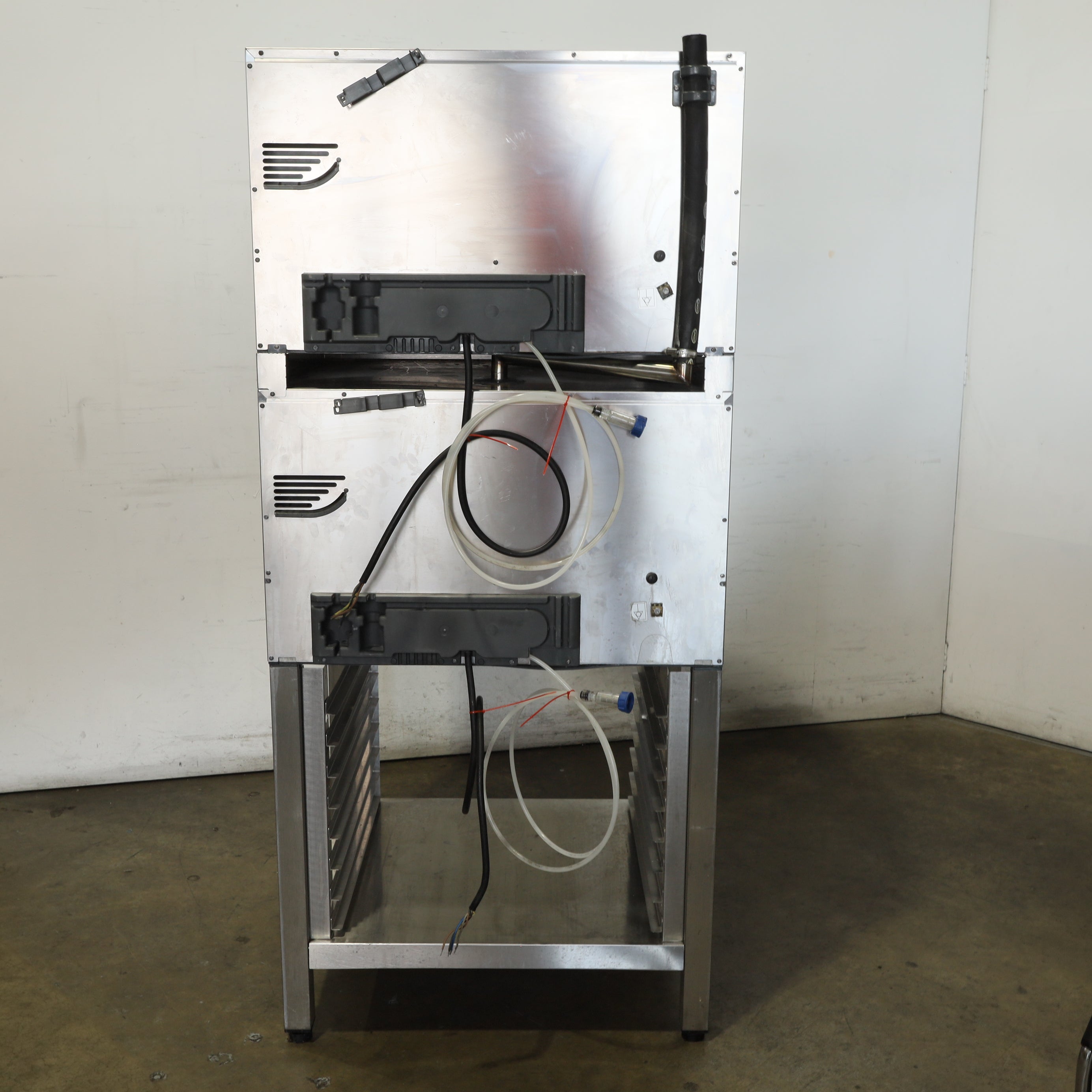 Unox BAKERLUX XEFT-04EU-ELDV Convection Ovens + Stand - 769501