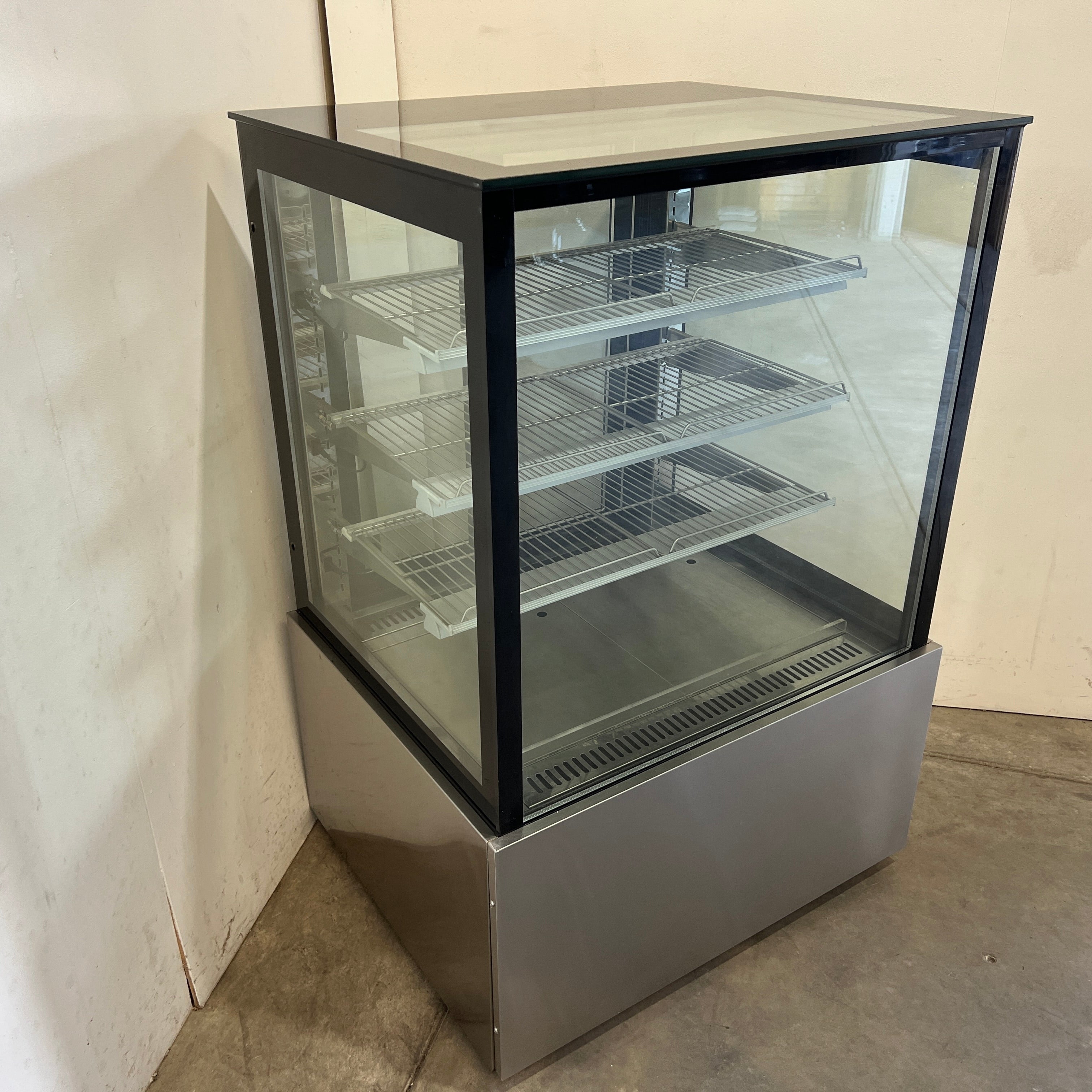 FED SL830V Cold Food Display - 779646