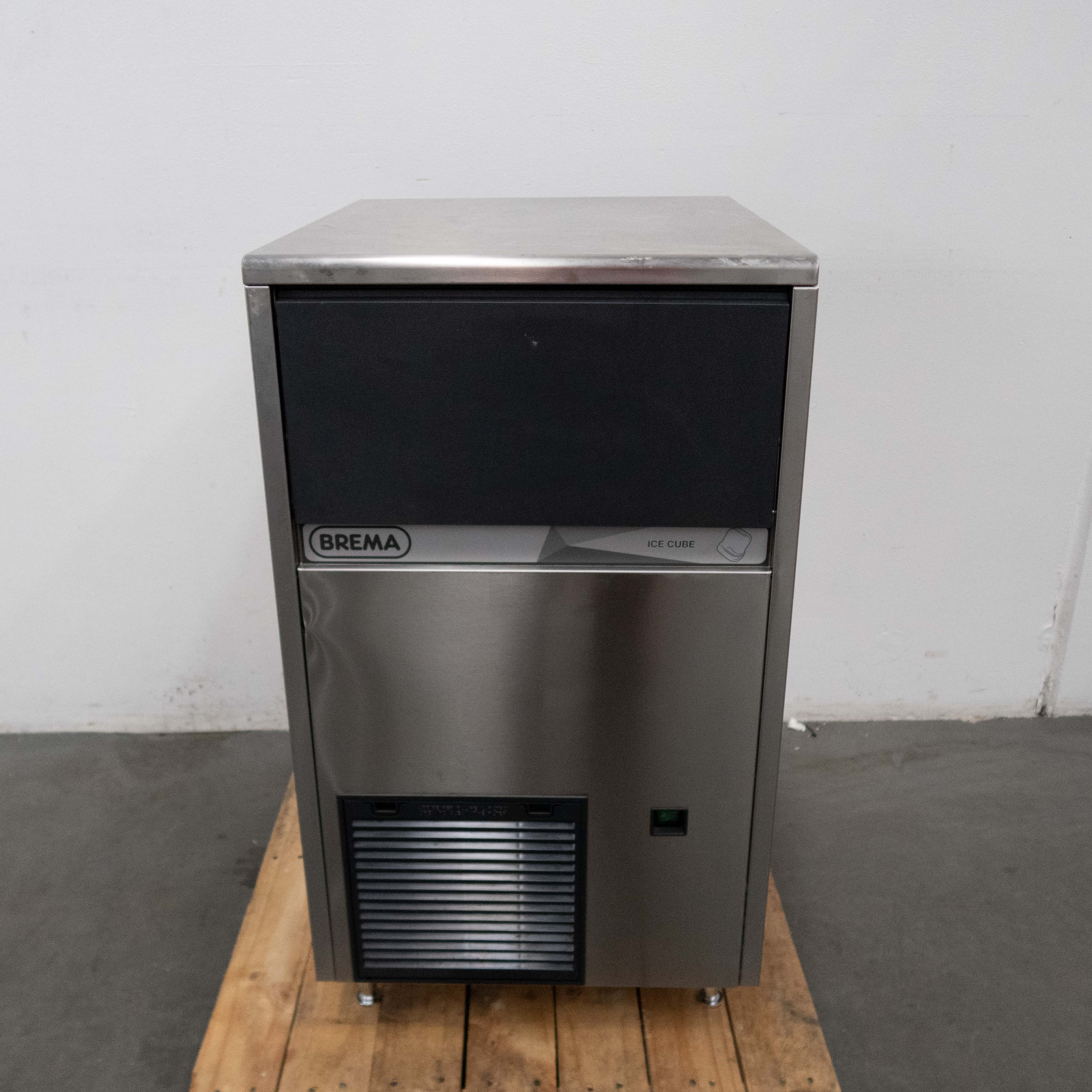 Brema CB425ADP Ice Machine - 781810