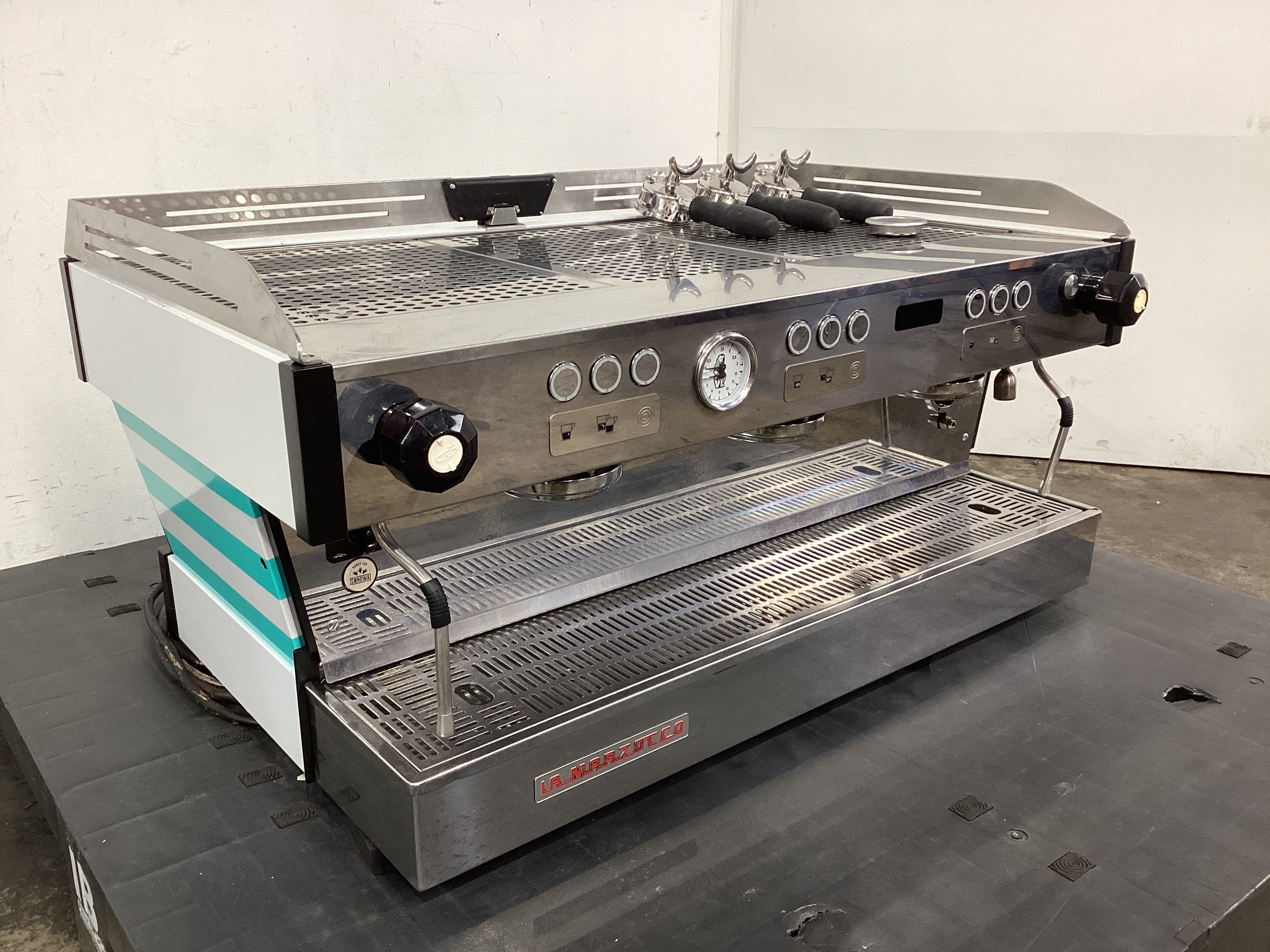 La Marzocco Linea PB 3AV 3 Group Coffee Machine - 786180