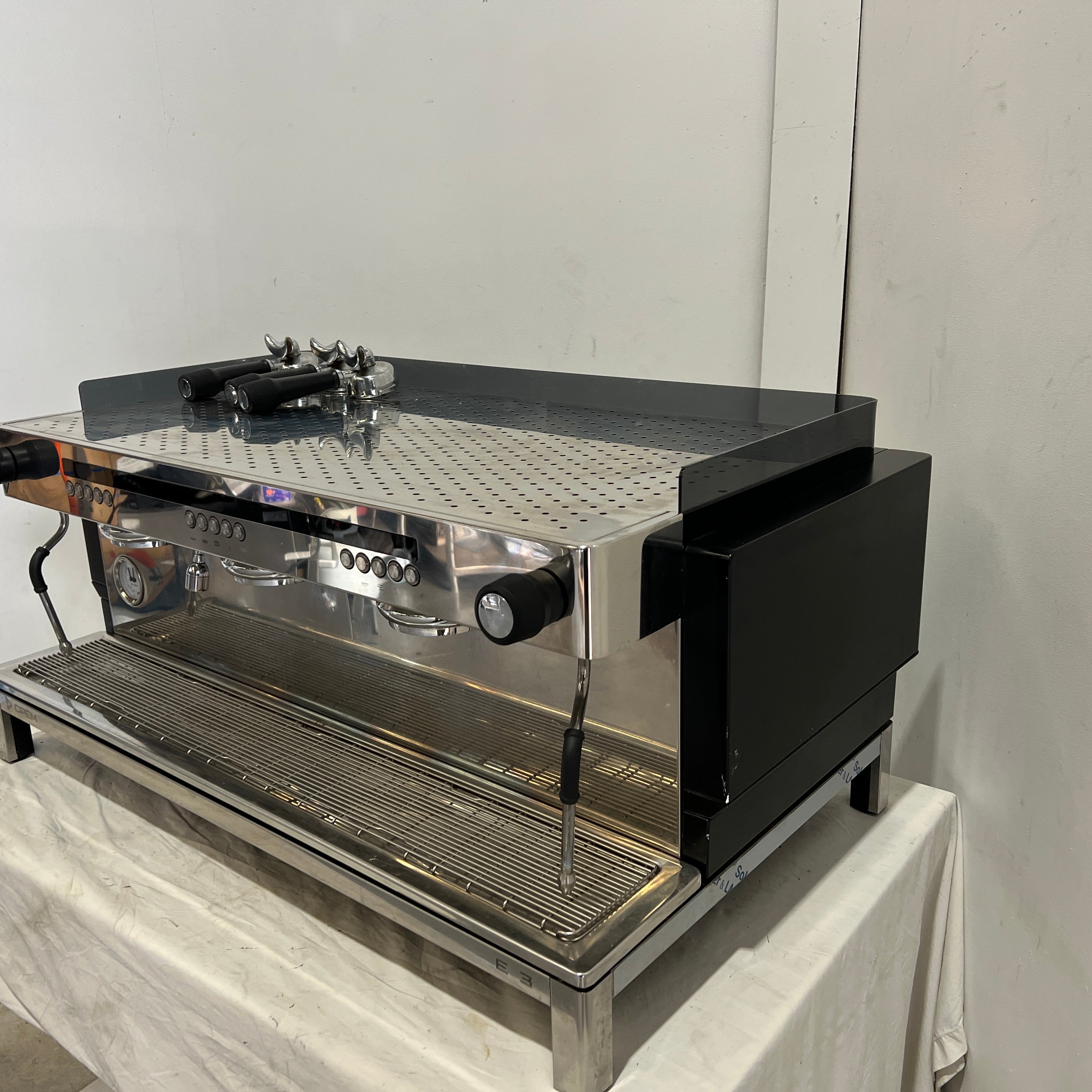 Crem ECEF-FA1B-22AR 3 Group Coffee Machine - 787828