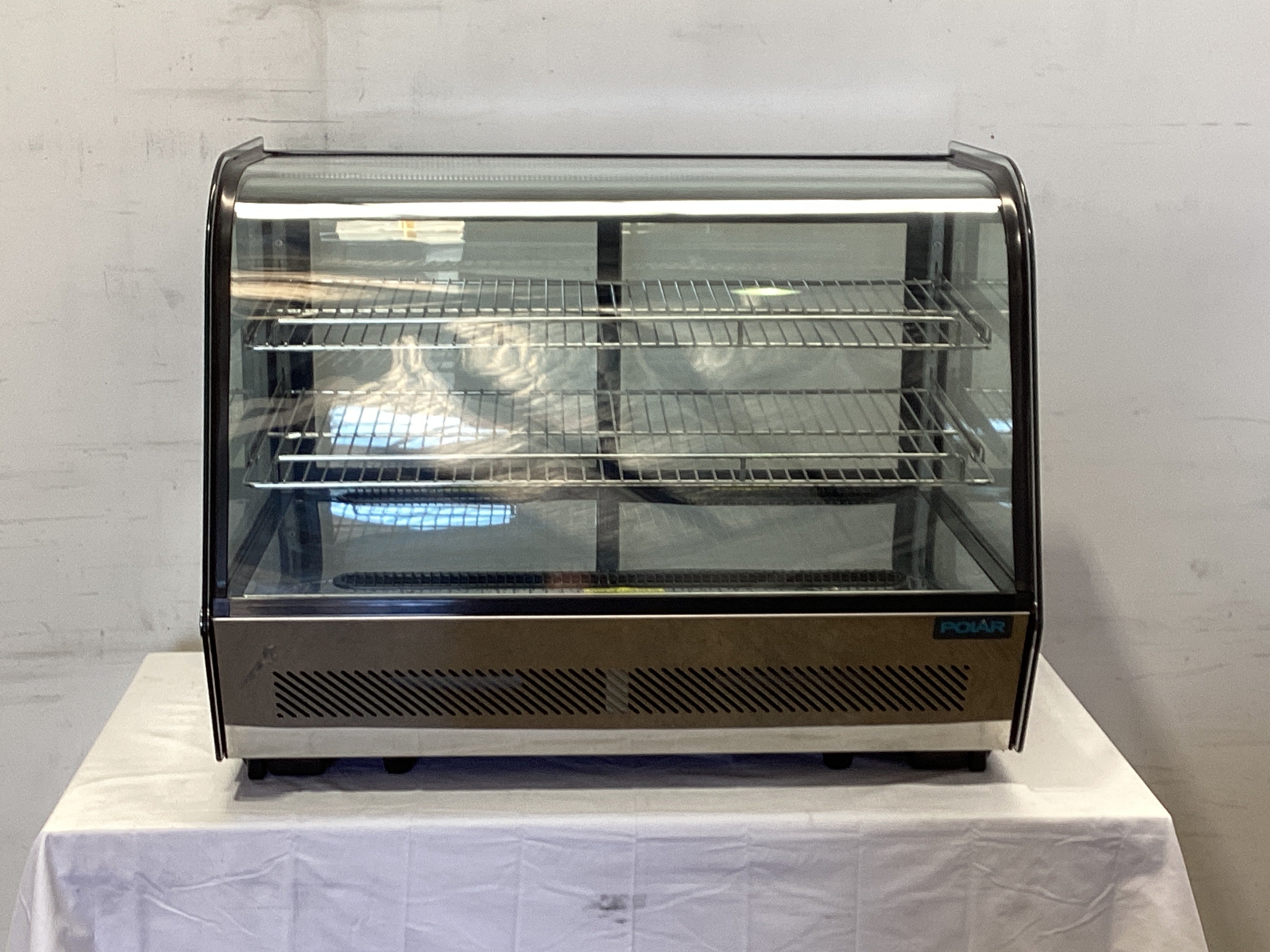 Polar CD230-A-04 Cold Food Display - 788147