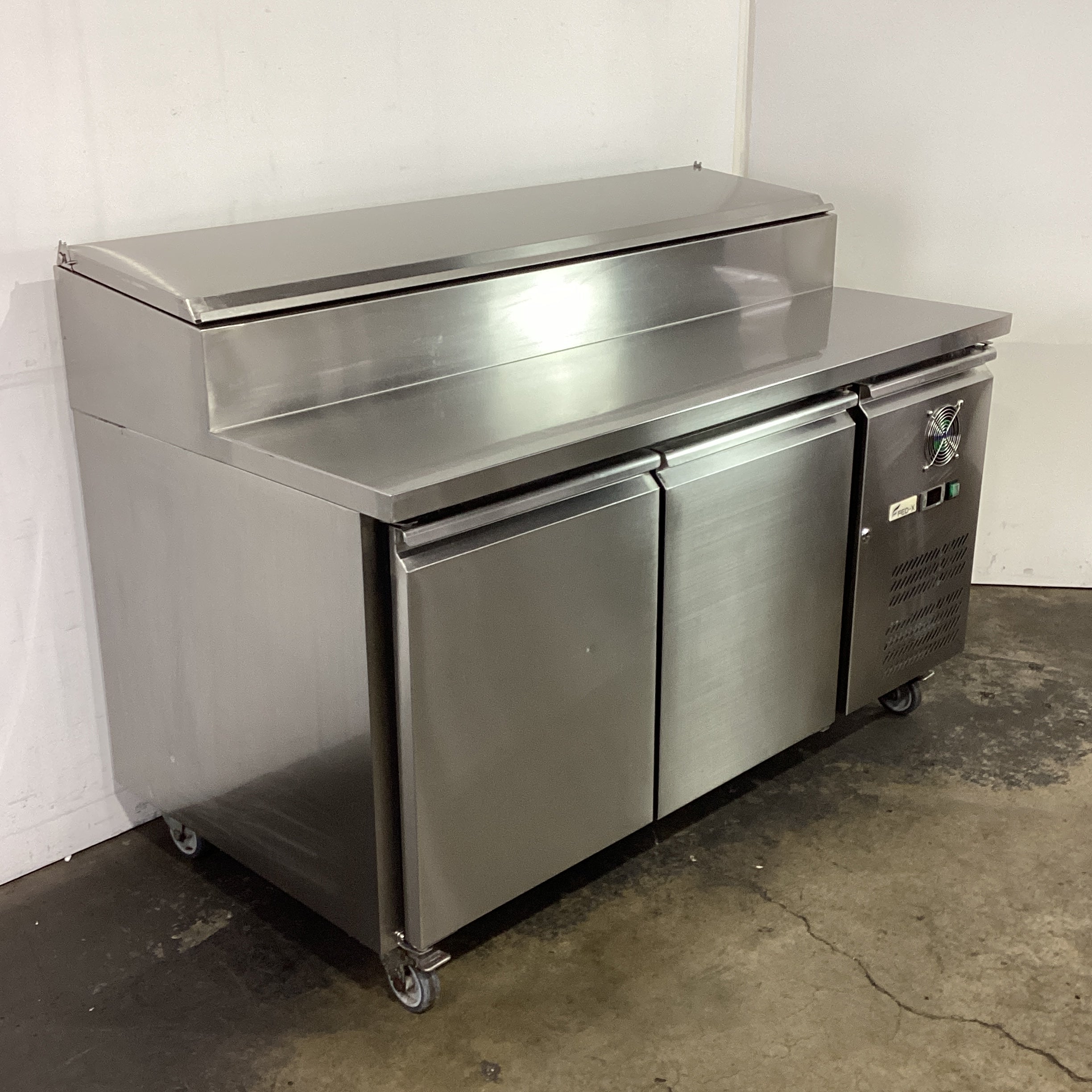 FED-X XSS8C15S2V Sandwich Prep Bench Fridge - 795392