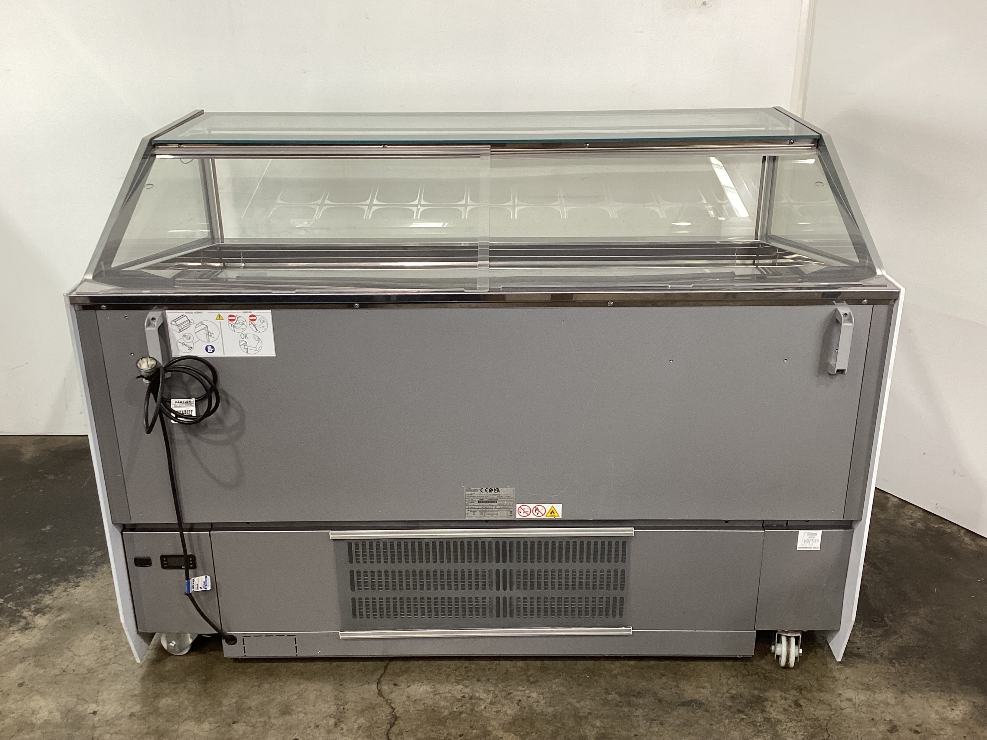 ISA Millenium ST VG 170 Gelato Display