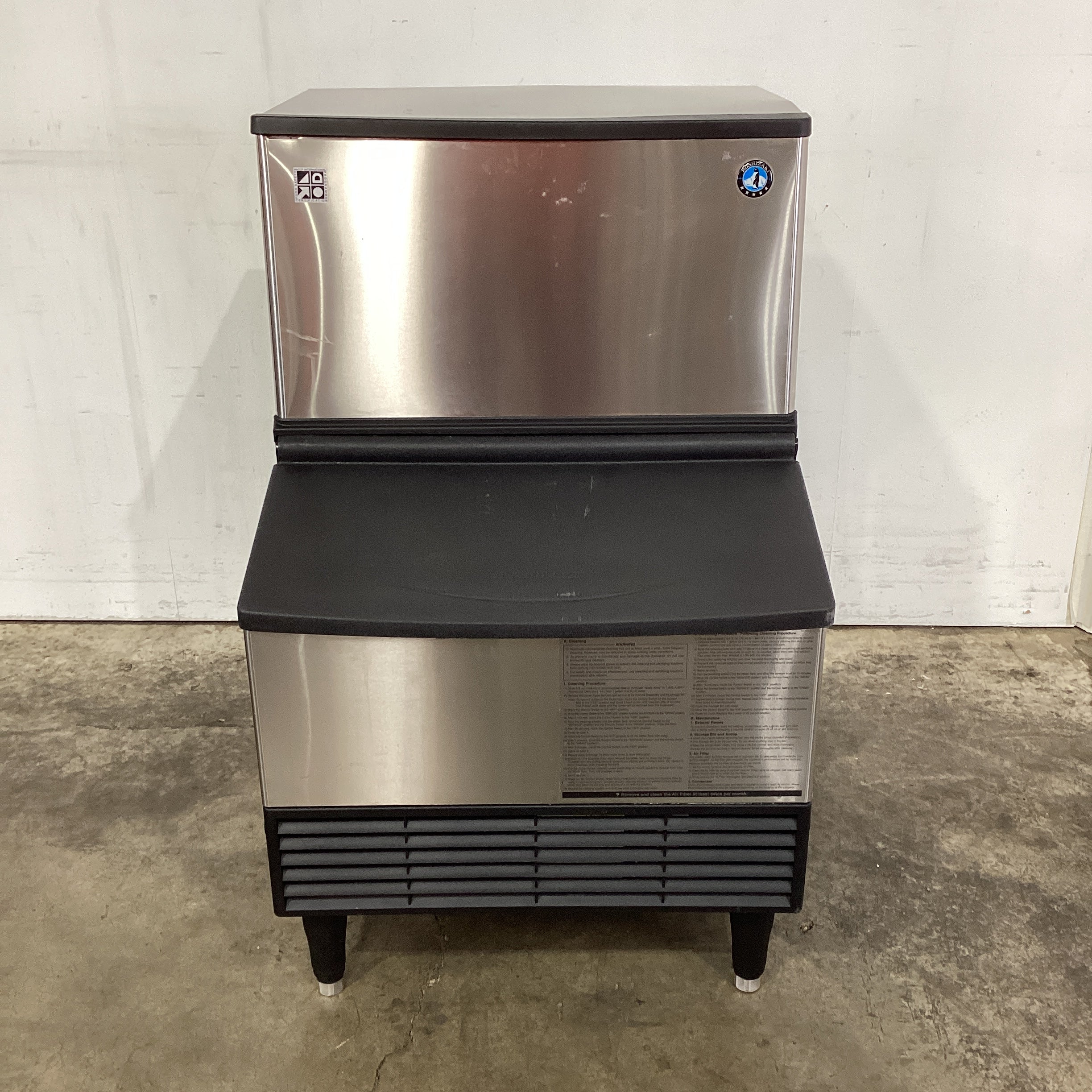 Hoshizaki KM-115B Ice Machine - 797250