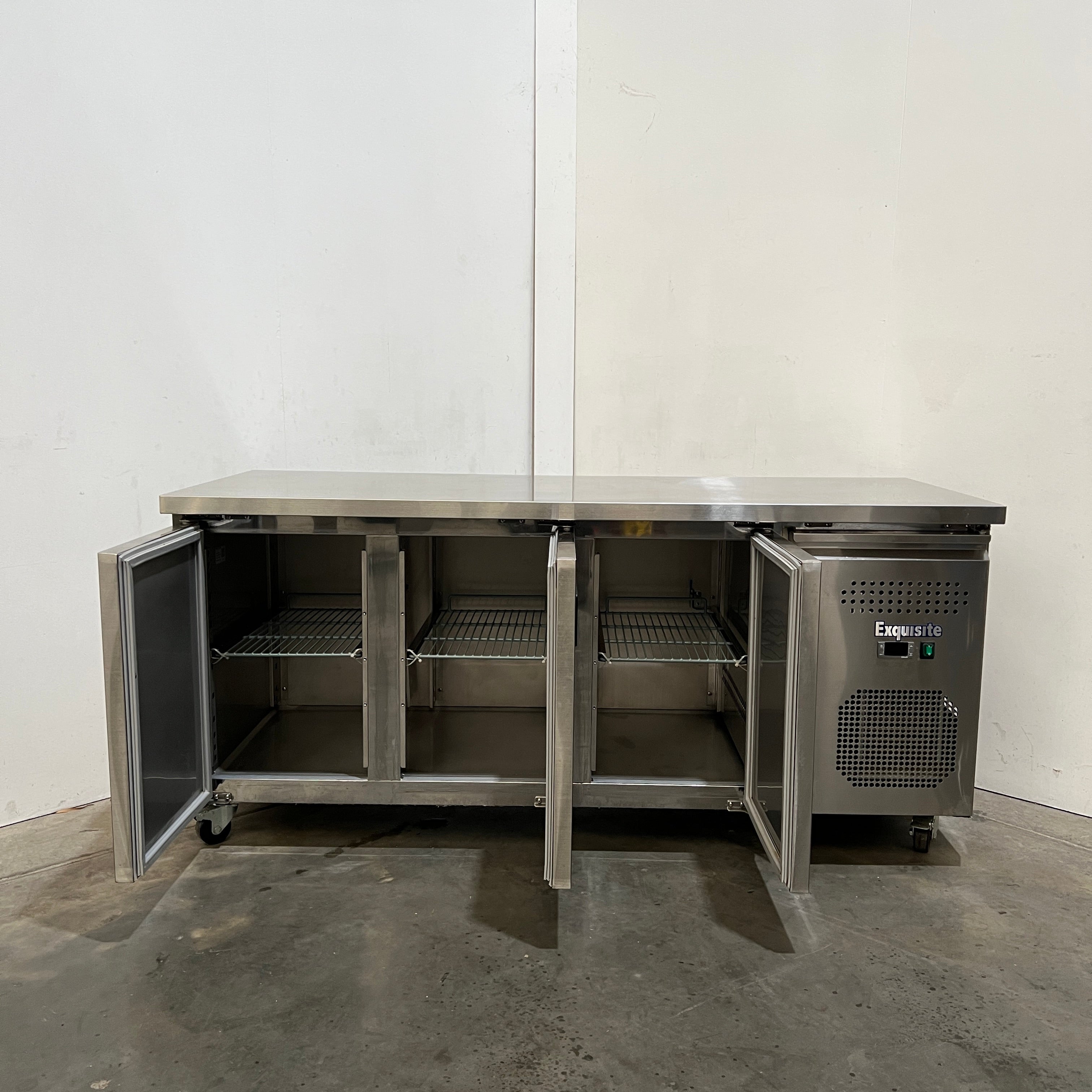 Exquisite USC400H Undercounter Fridge