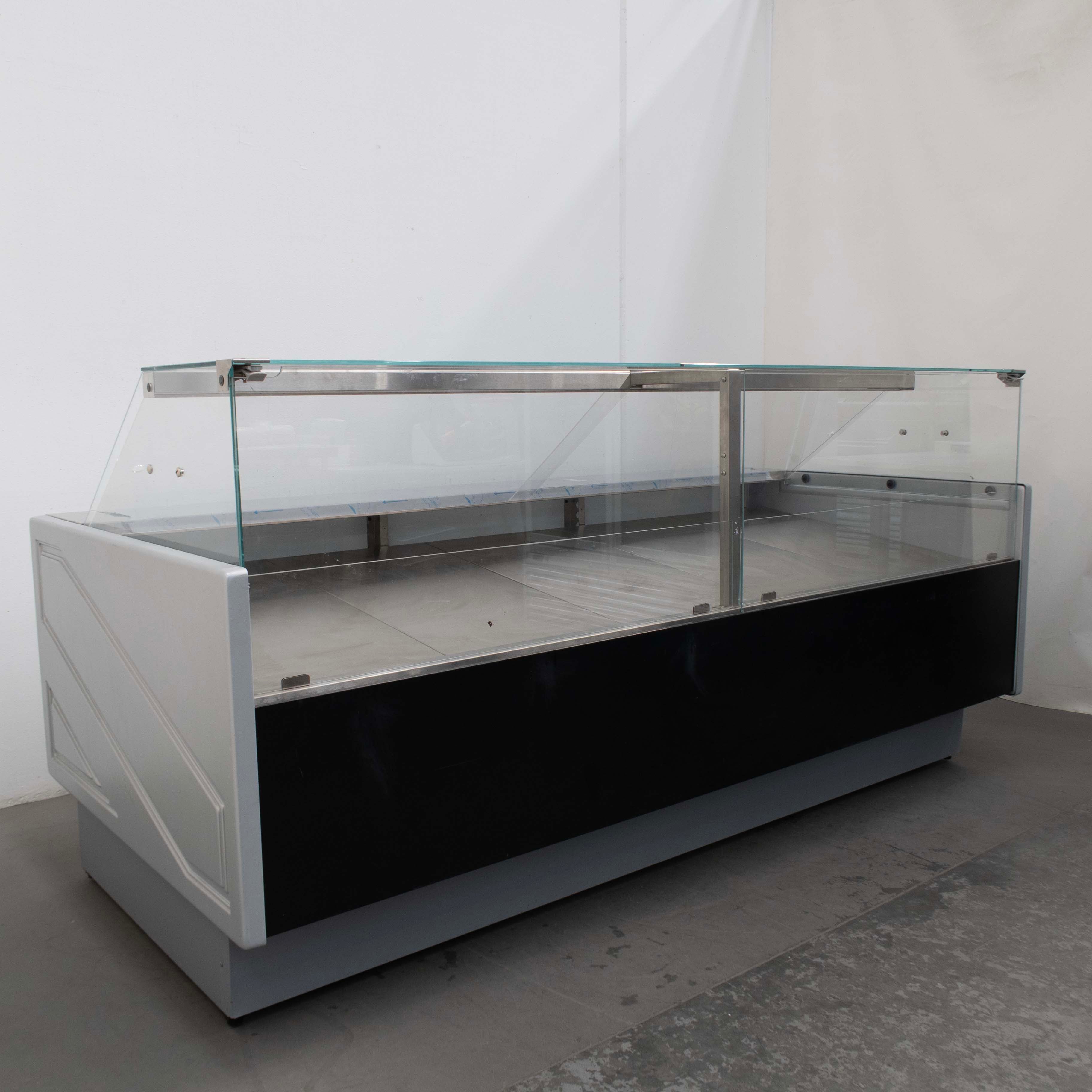 Federal MR09250VVD Deli Display - 801724