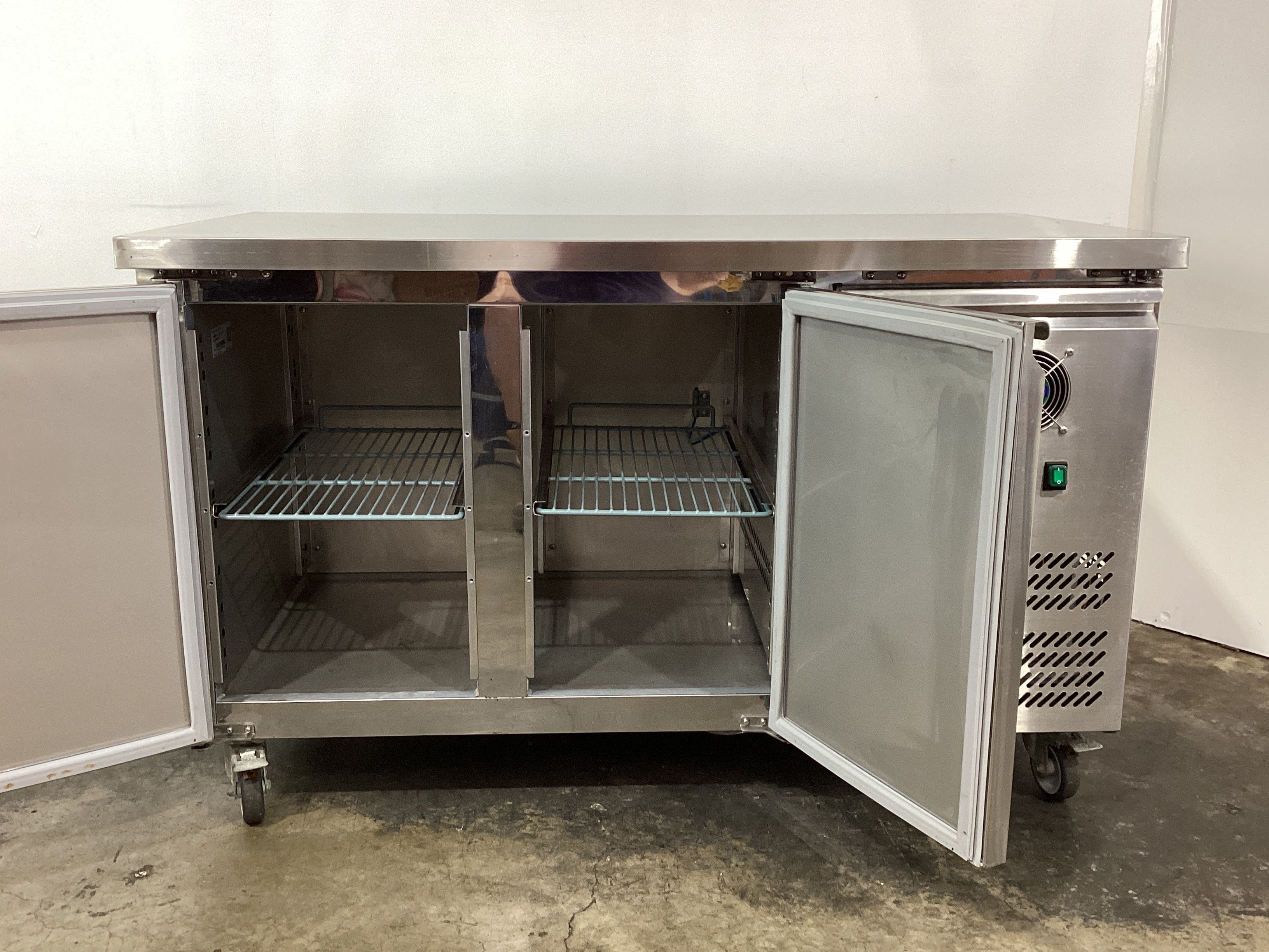 FED-X XUB7C13S2V Undercounter Fridge - 805551