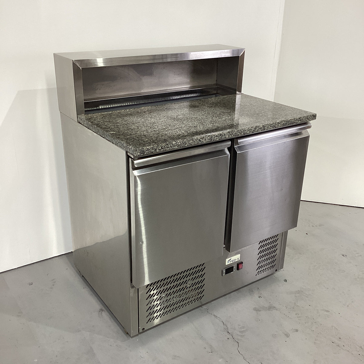 FED-X XGNS900E Sandwich Prep Bench - 809489