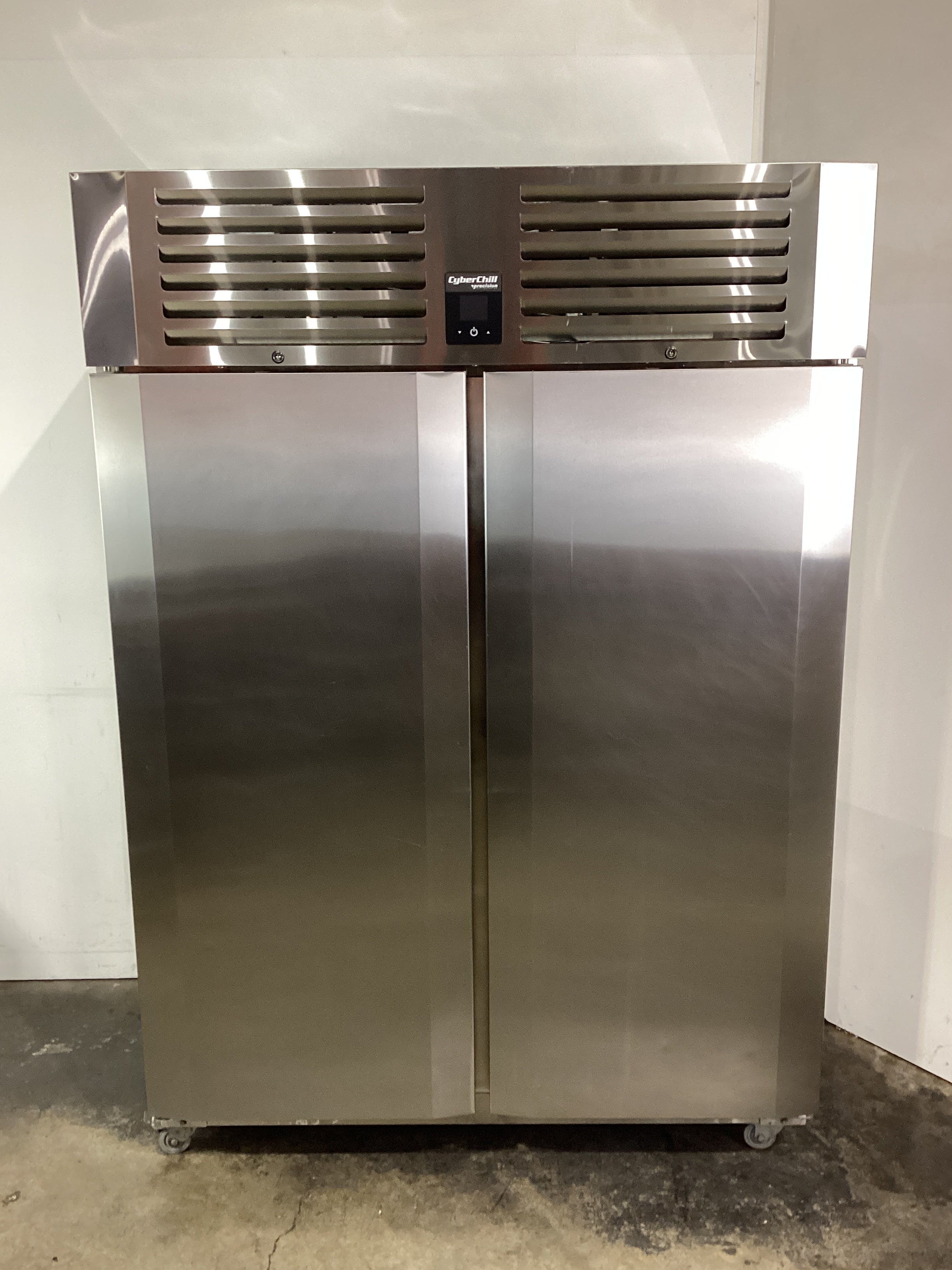 Cyberchill LPT1401 Upright Freezer - 809927