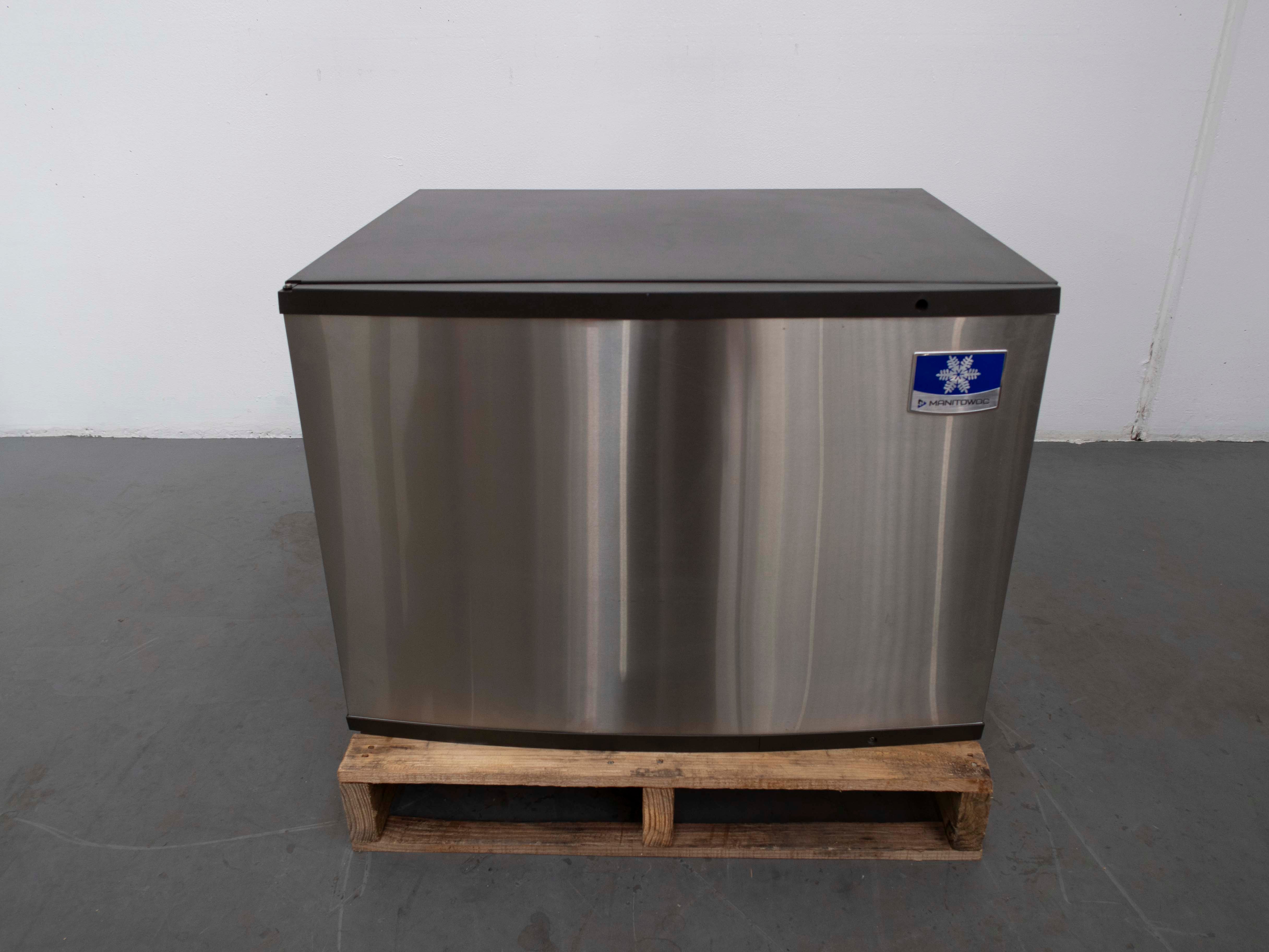 Manitowoc MY0700A Ice Maker - 812621