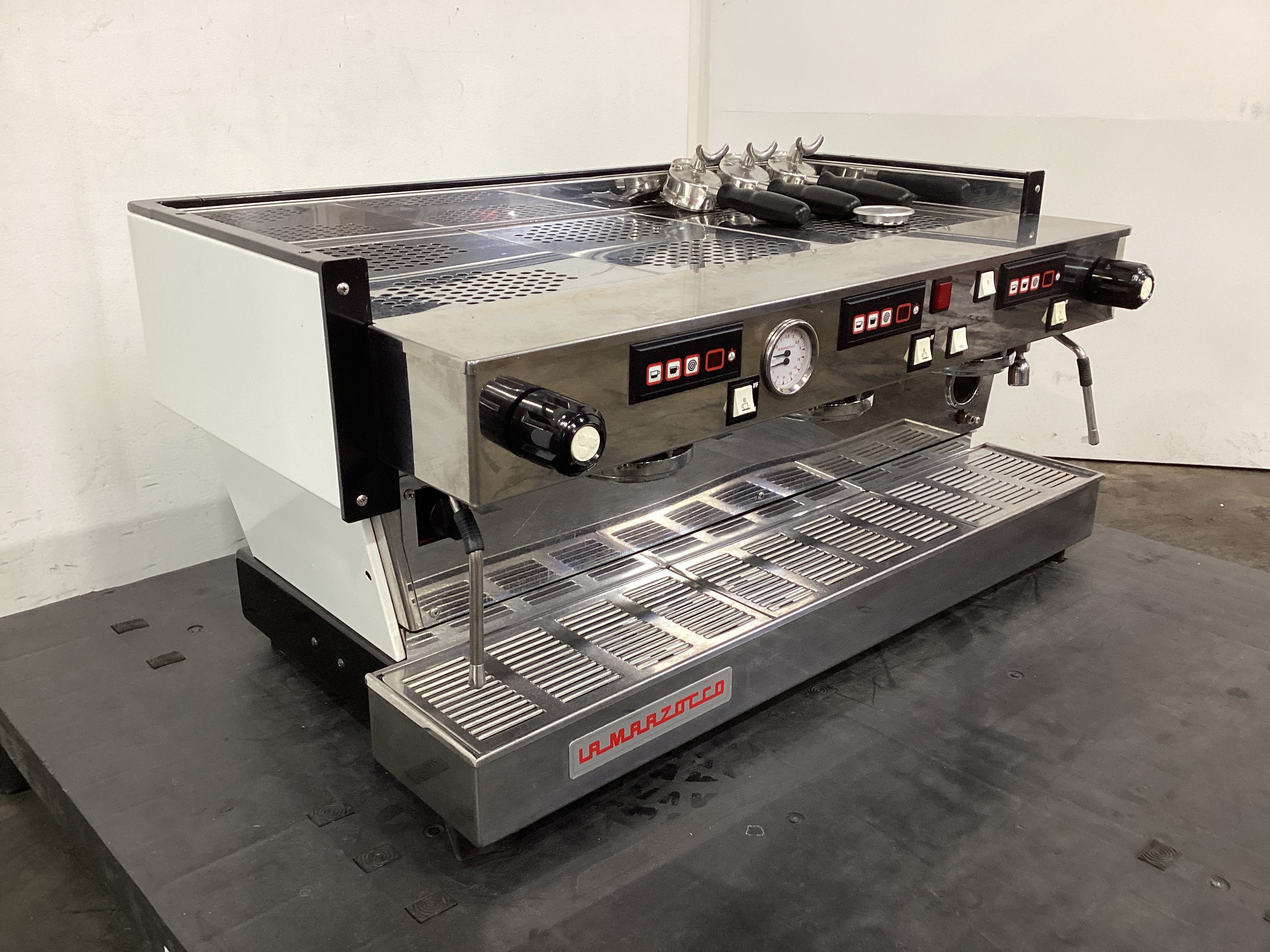 La Marzocco Linea 3 Coffee Machine - 815801