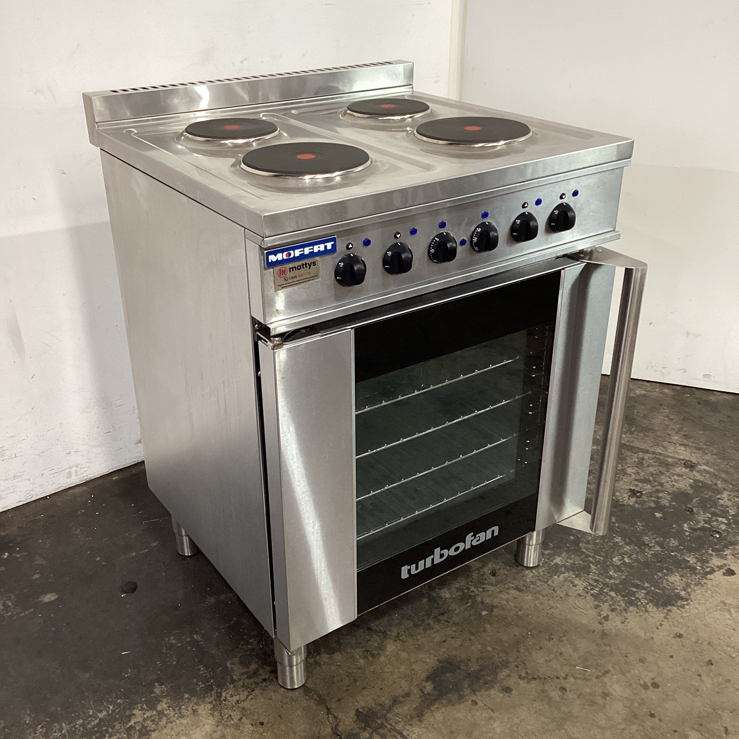 Turbofan E931M Convection Oven + Cooktop - 816237