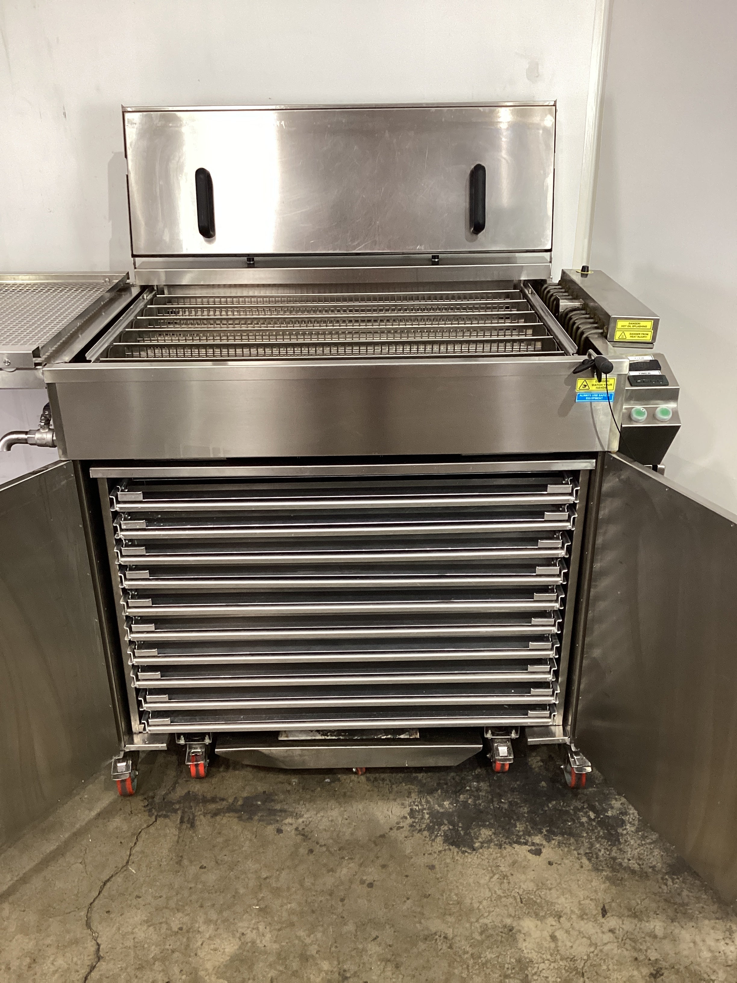 Izo IZ-FP60KF-FRPR Donut Fryer & Proover - 817463