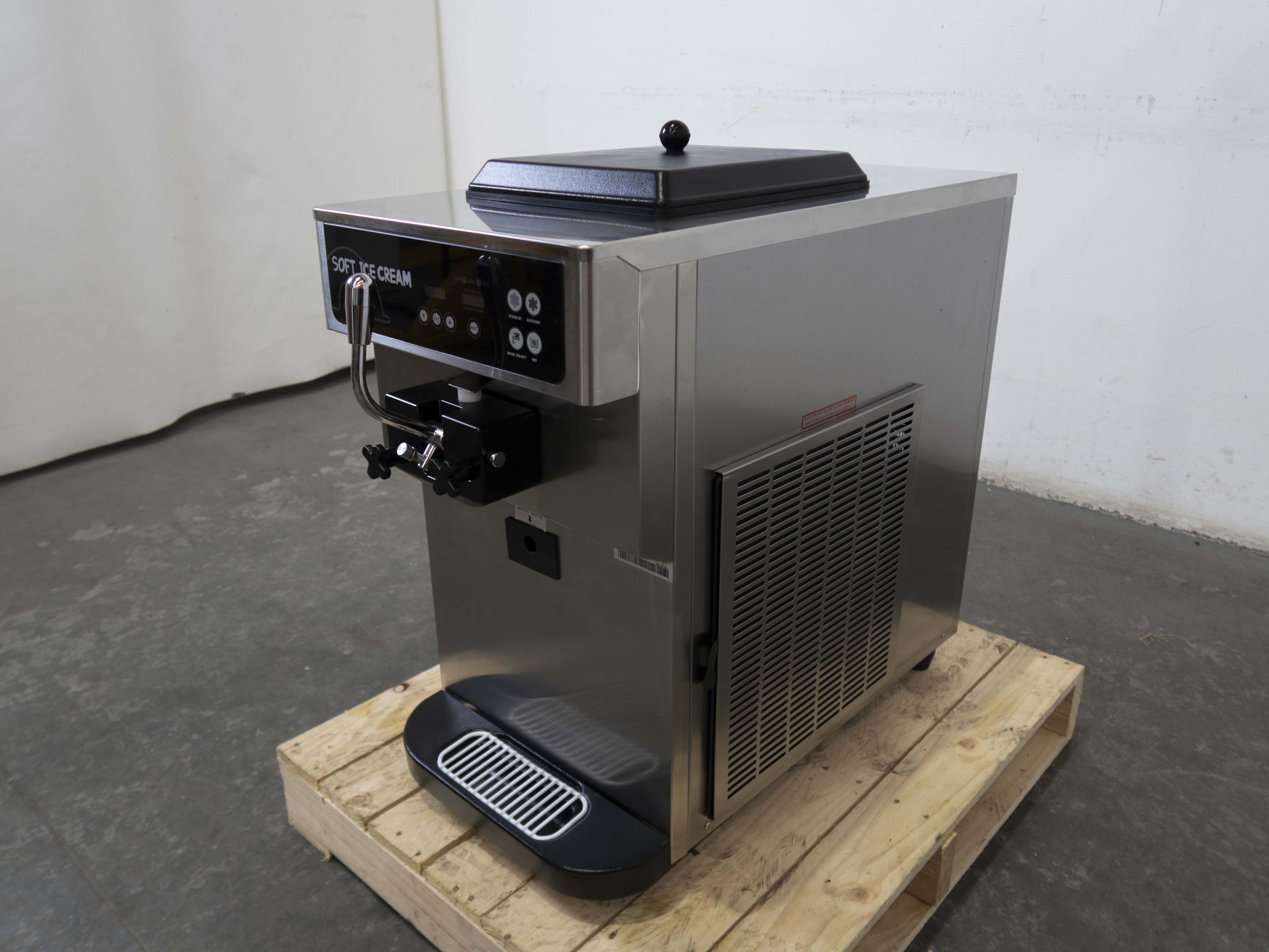 Icetro SSI-151TG Ice Cream Machine - 819076