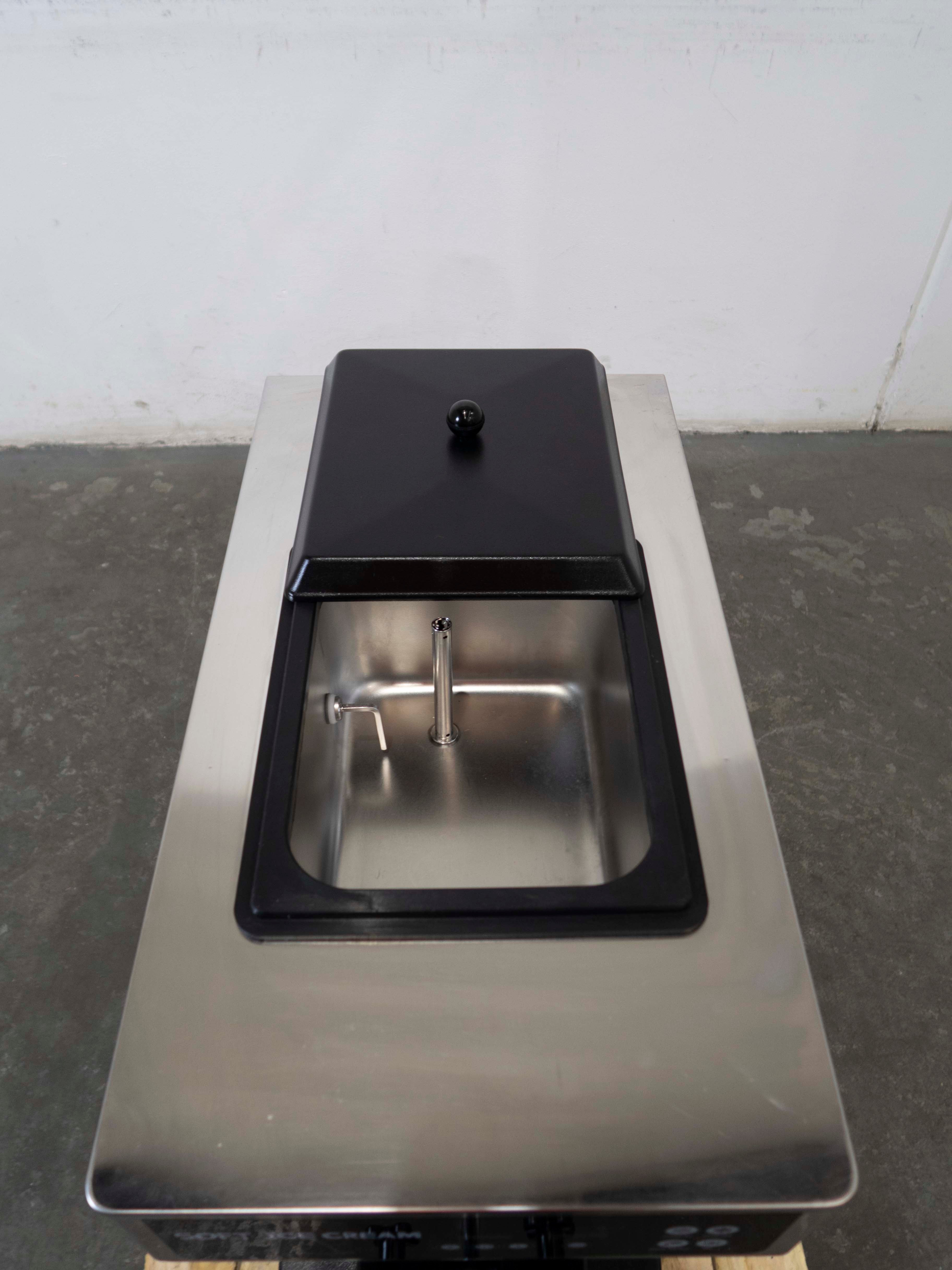 Icetro SSI-151TG Ice Cream Machine - 819076