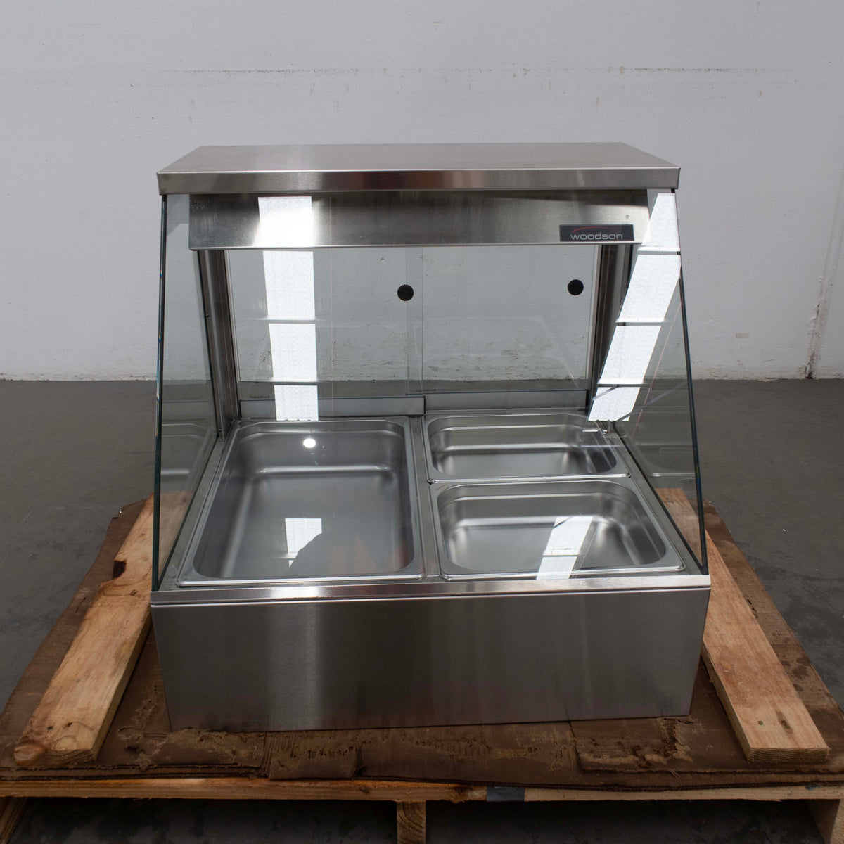 Woodson W.HFS22B Heated Display - 819848