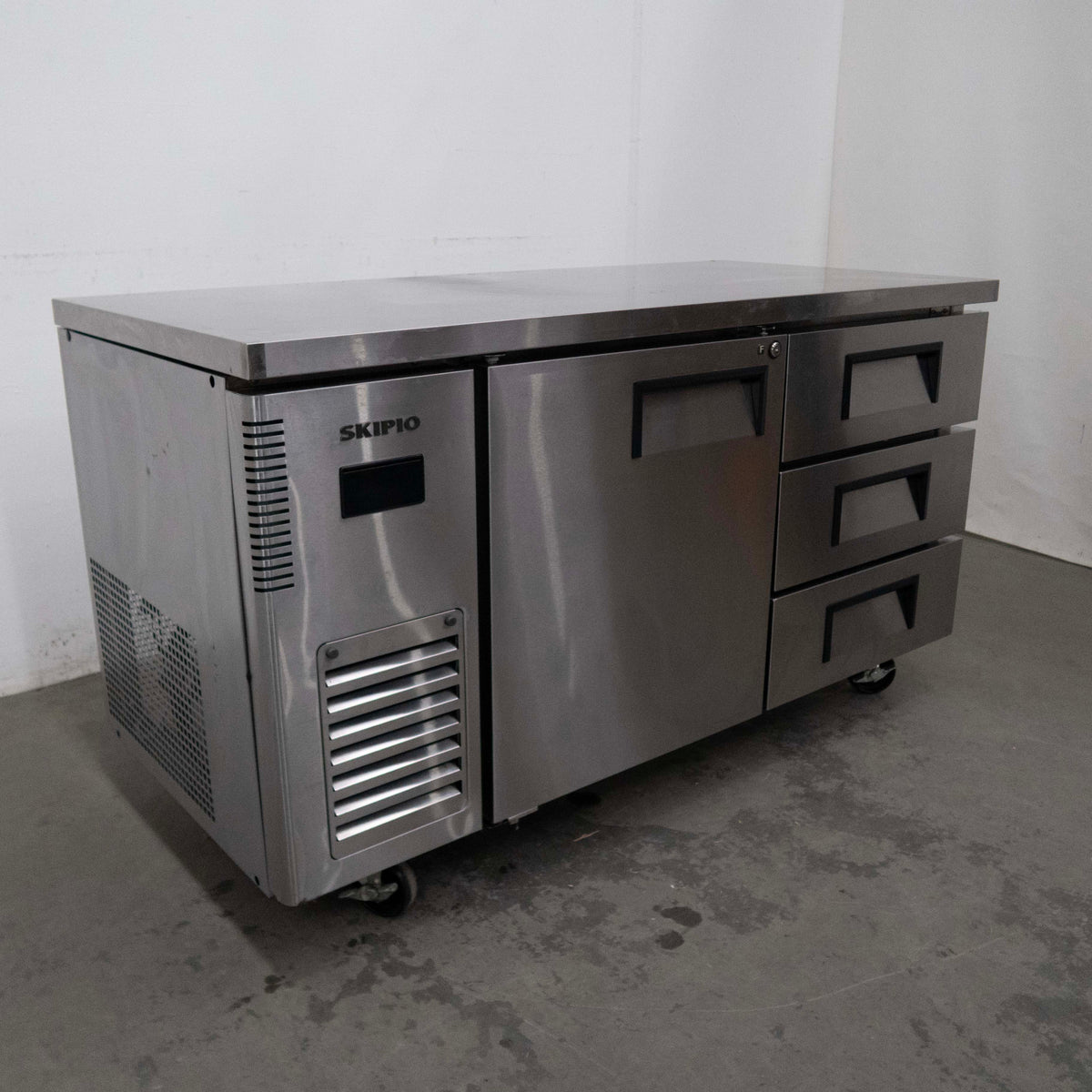 Skipio SUF15-3D-3 Undercounter Freezer - 821237