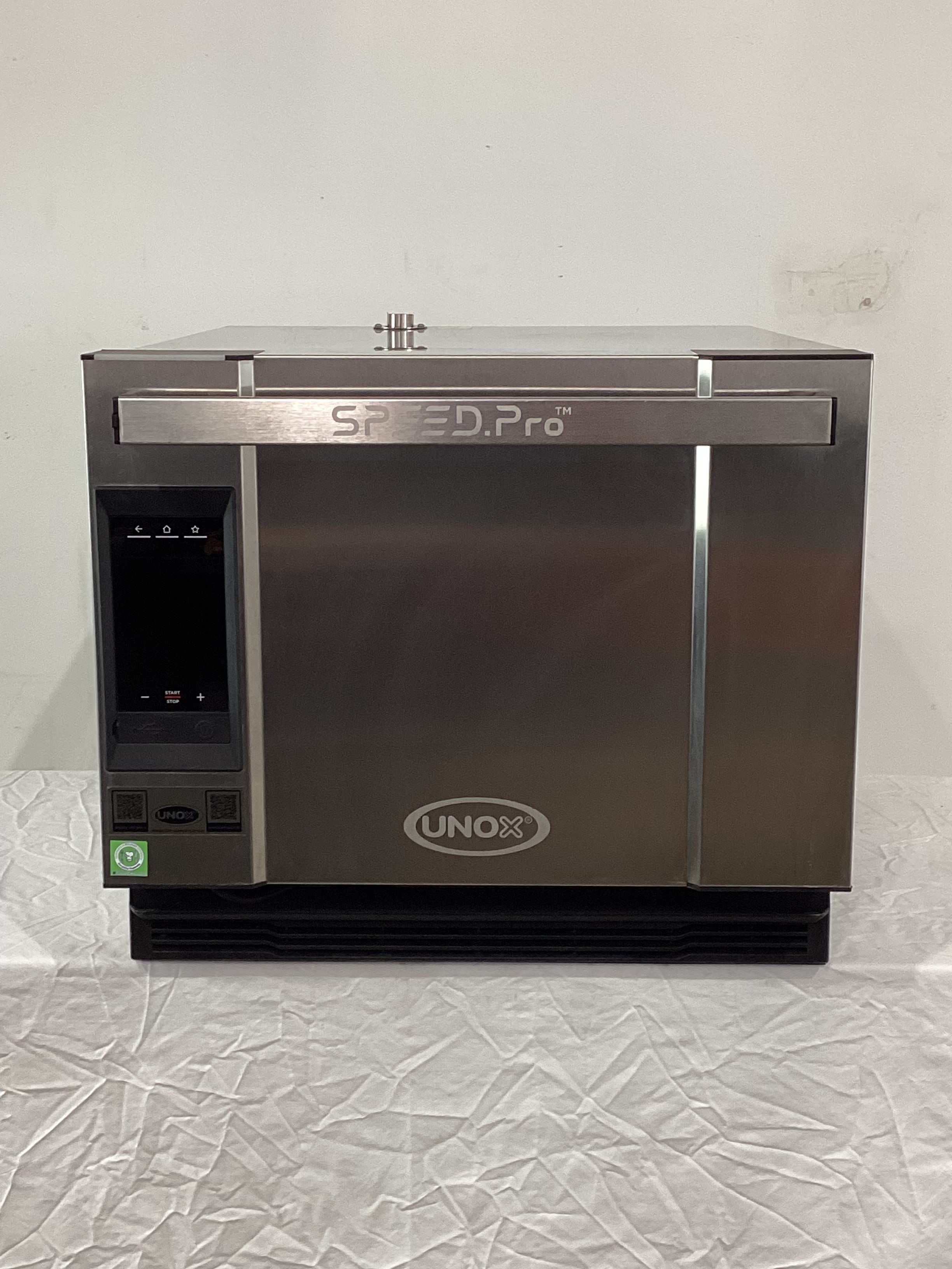 Unox XESR-03HS-EDDN Speed Oven - 822446