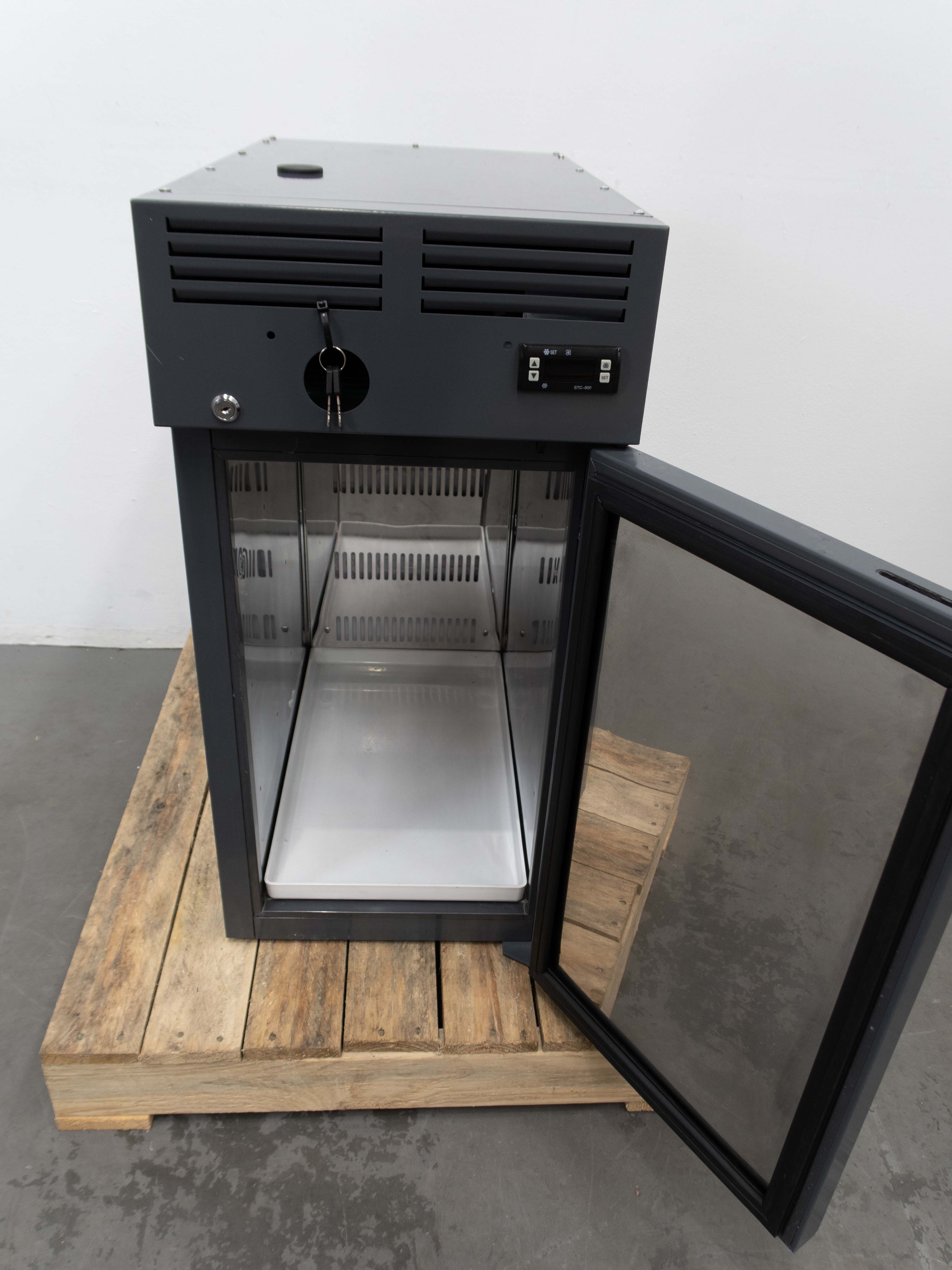 Hussmann TG100-BF Milk Bladder Refrigerator - 825338