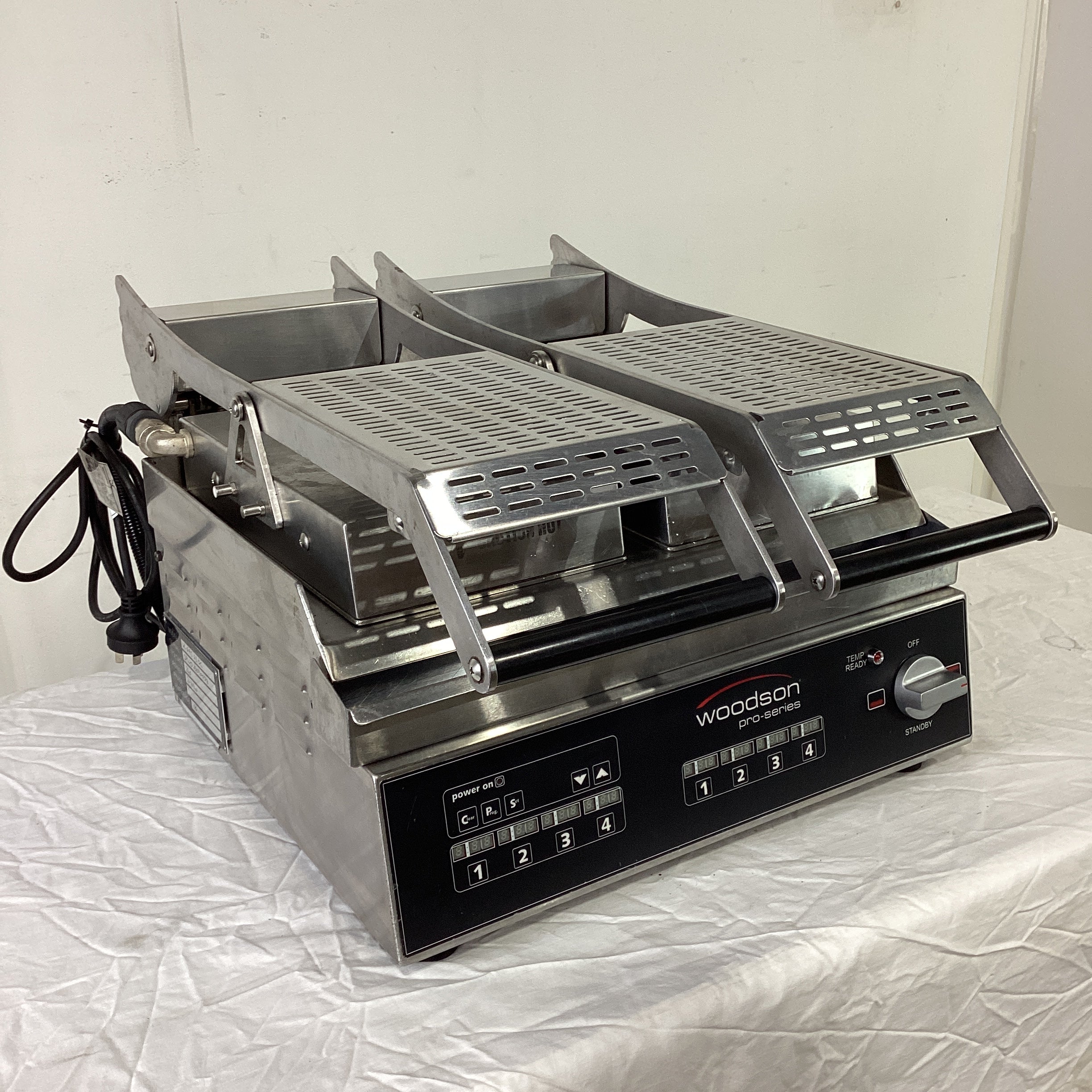 Woodson W.GPC62SC Contact Grill - 826469