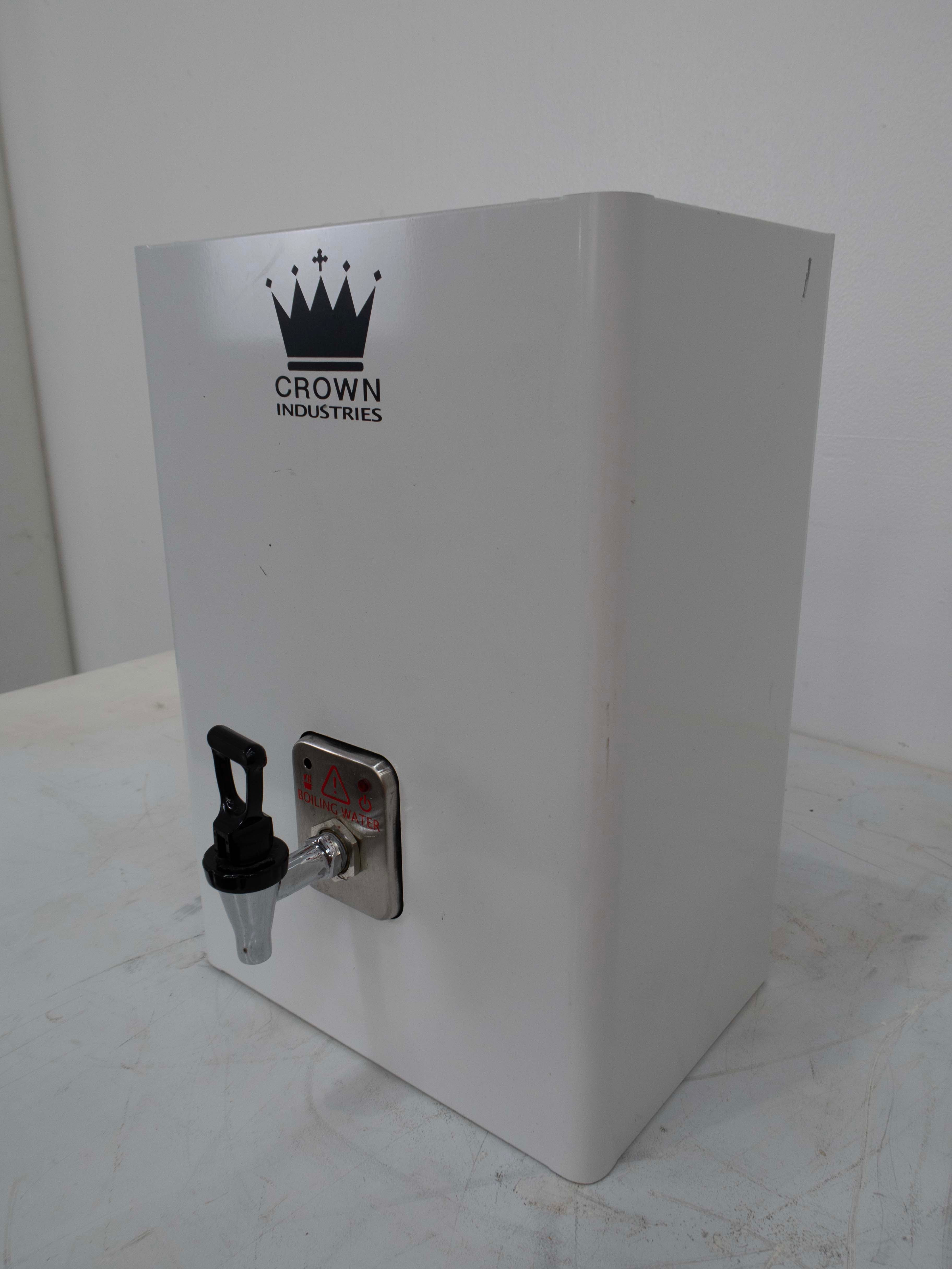 Crown CRN5 Water Boiler - 826962
