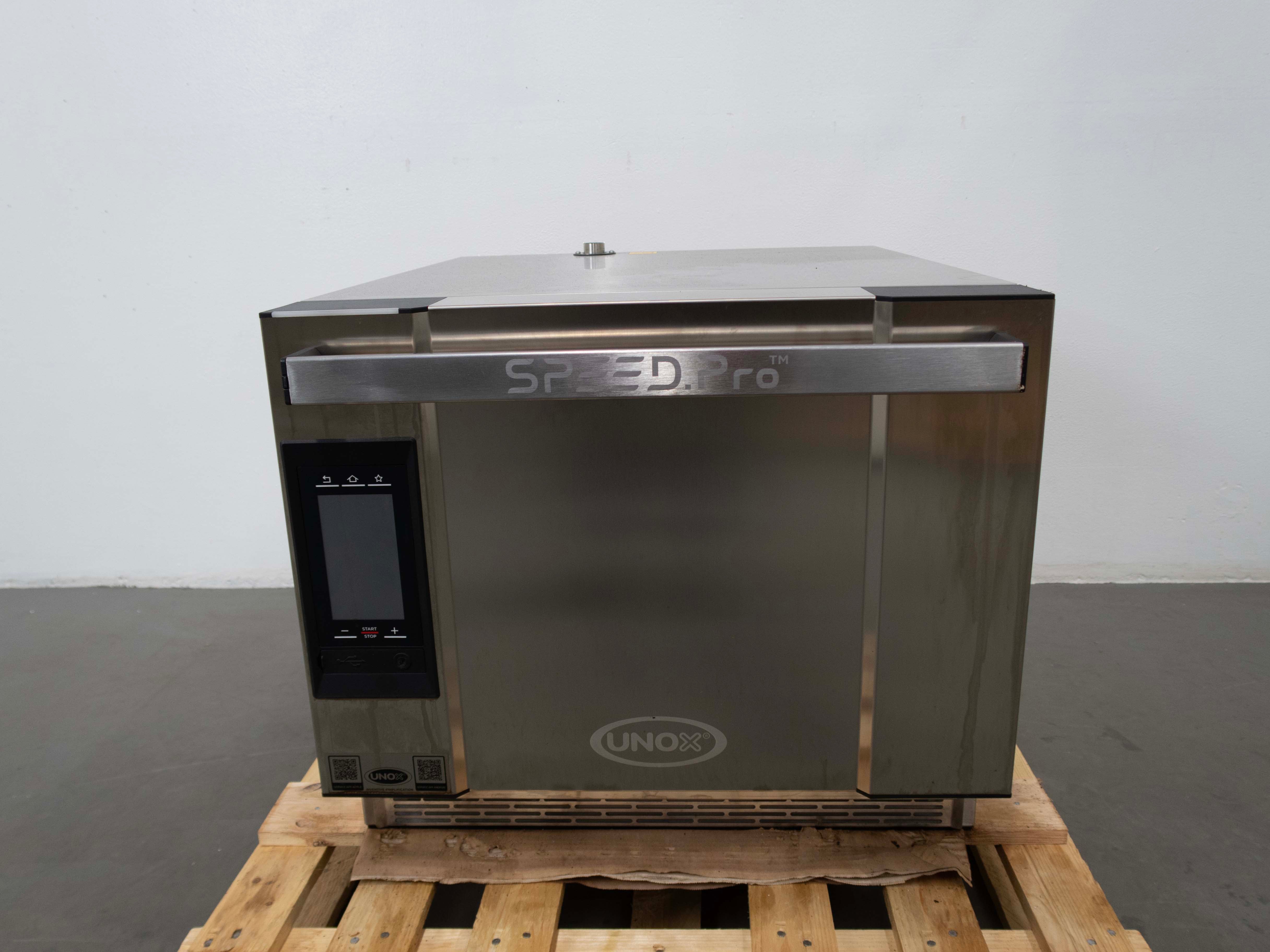 Unox XESW-03HS-EDDN Speed Oven - 827751
