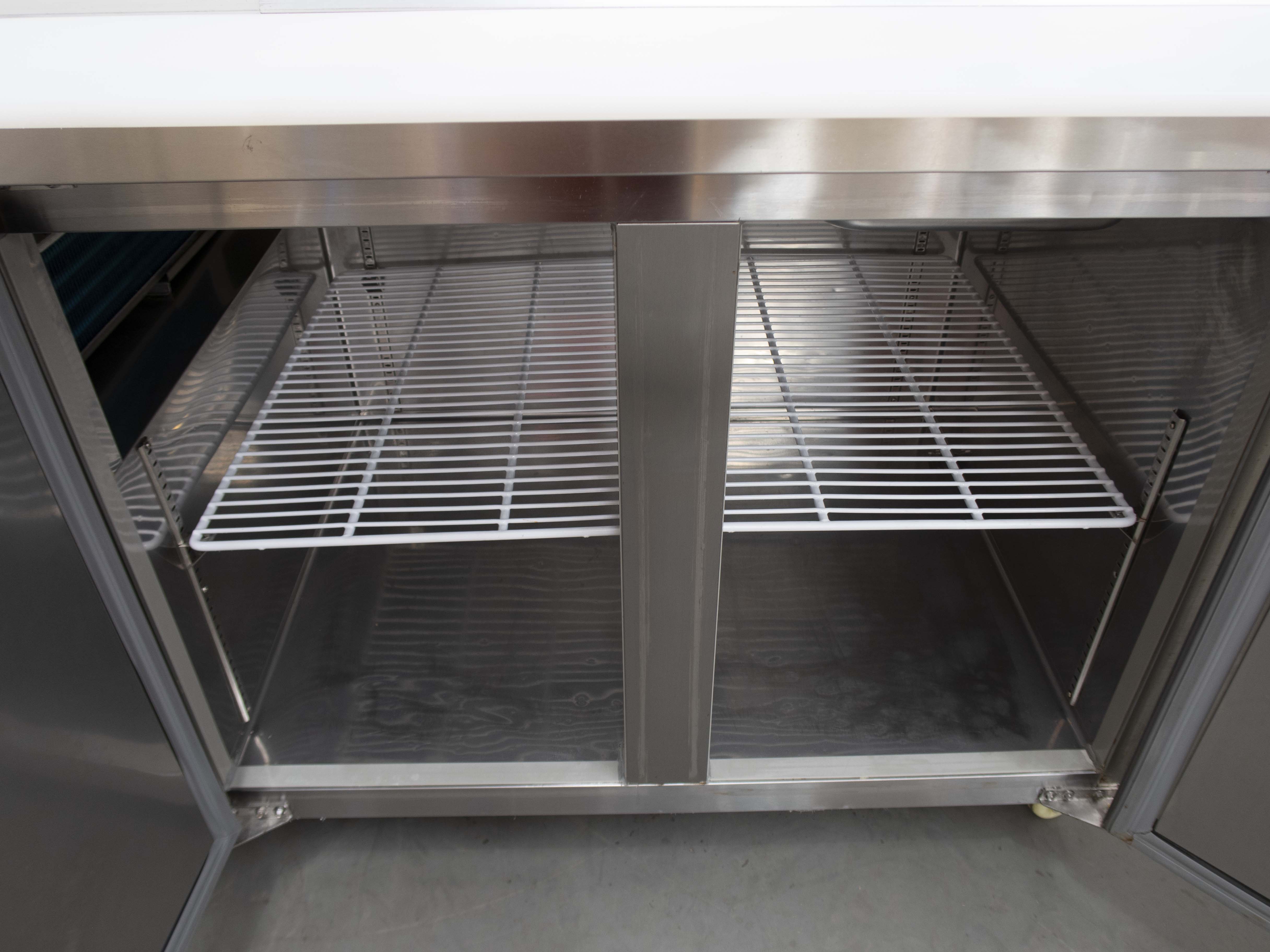 FED PG150FA-YG Sandwich Prep Fridge - 829222