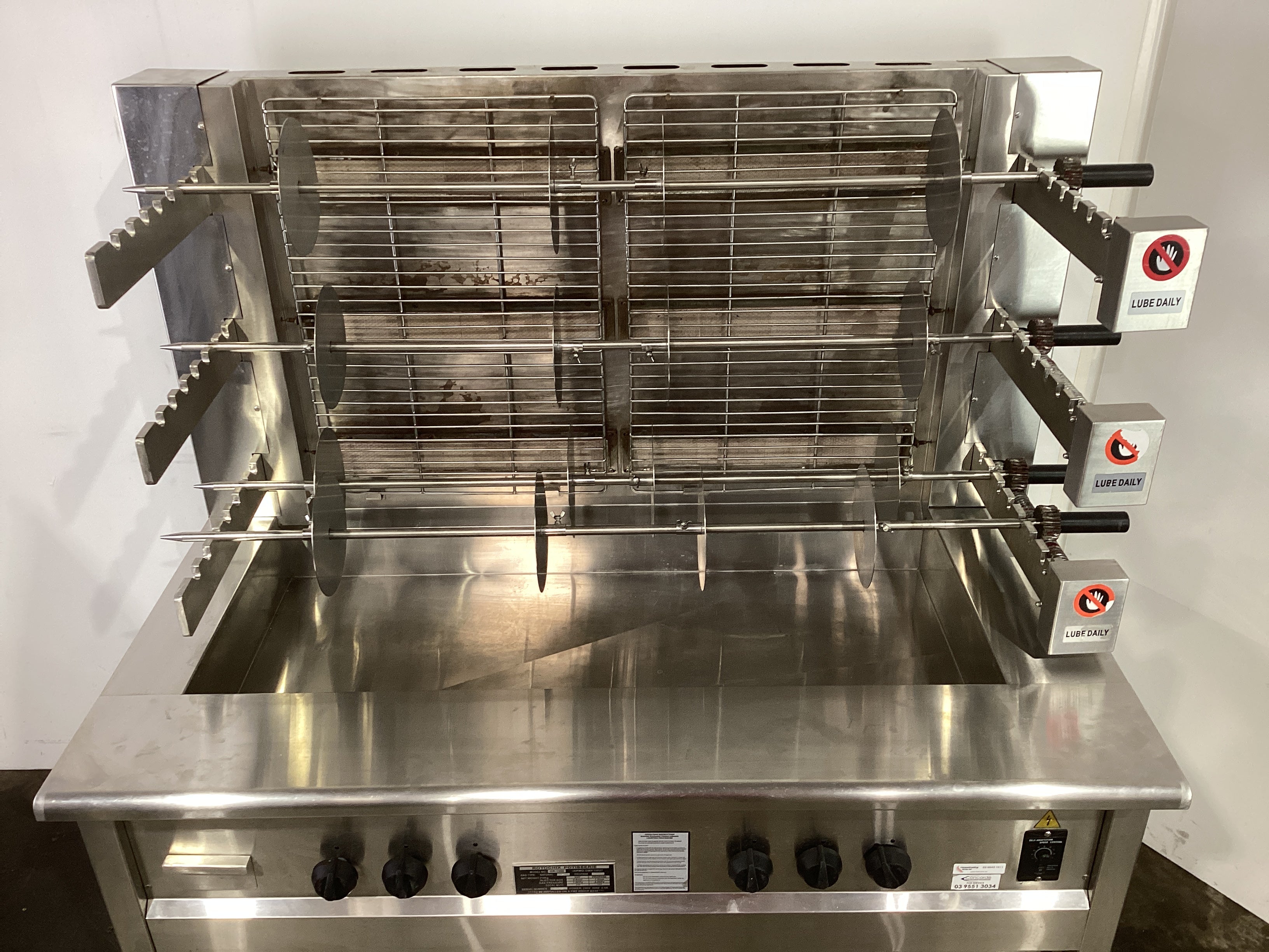 Rotochix GR-1500 1500mm Gas Rottisserie - 829466