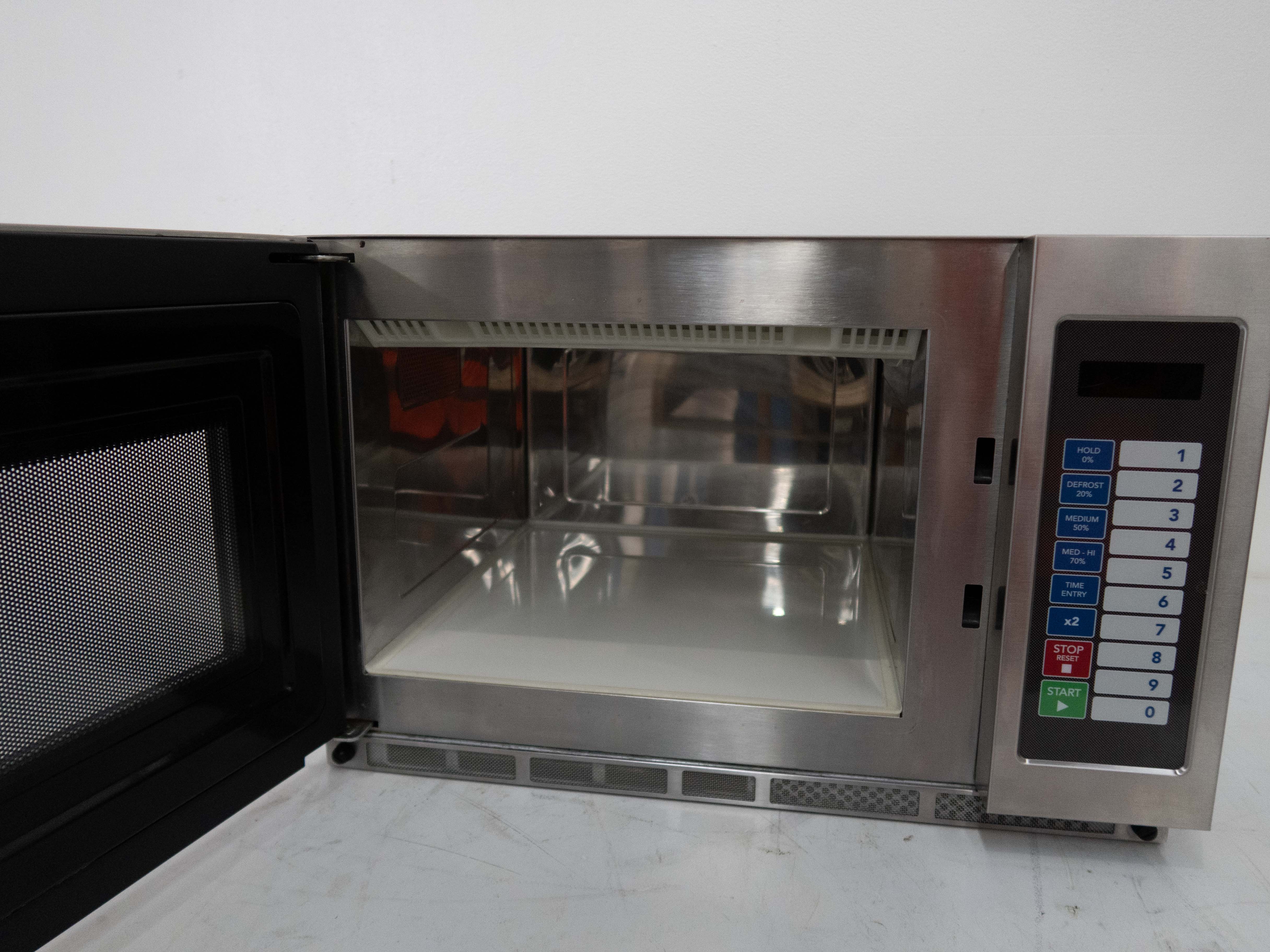 Robatherm RM1834 Commercial Microwave - 830523