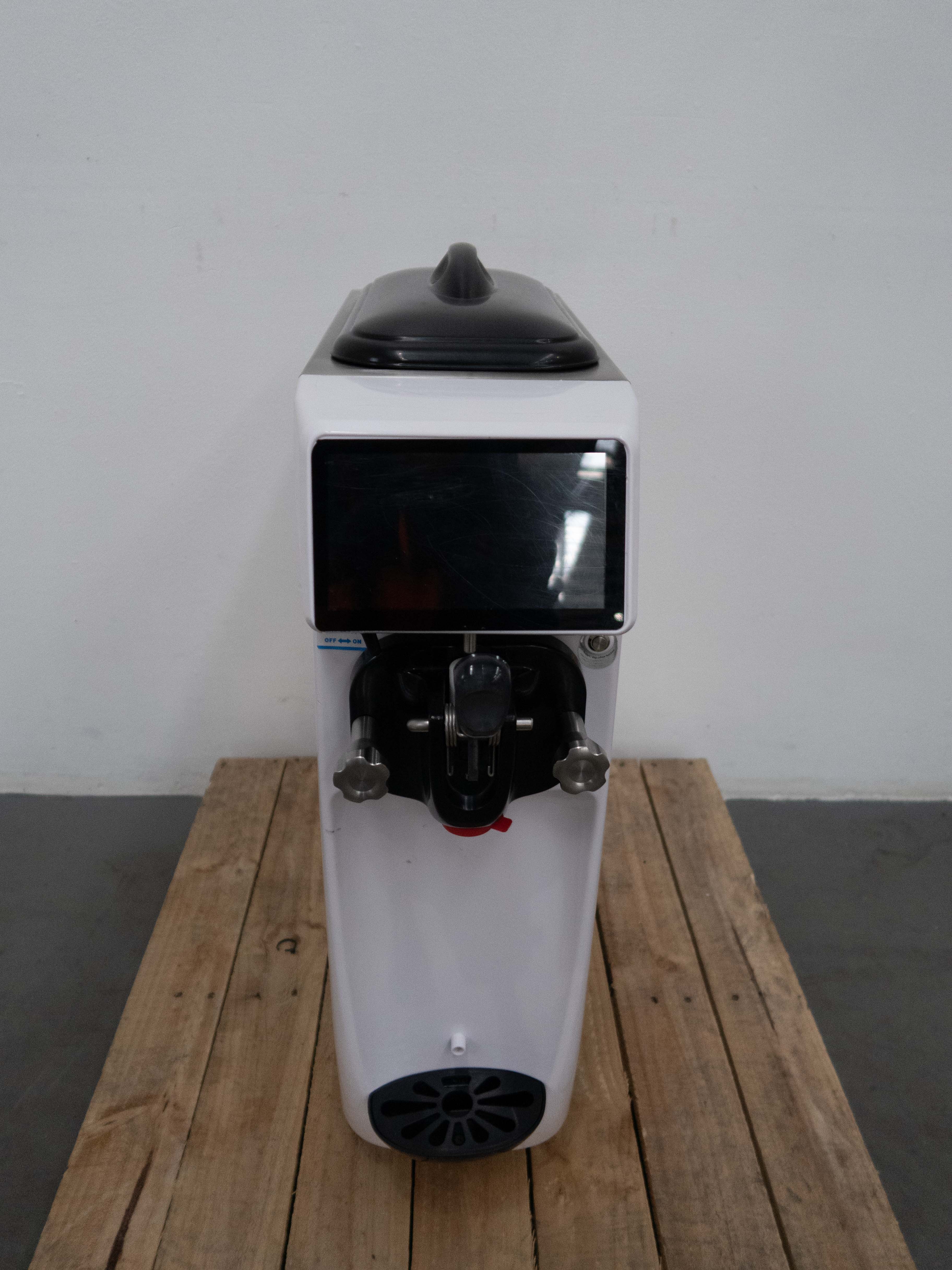 Mama Mia ST16RELW Ice Cream Machine - 830642