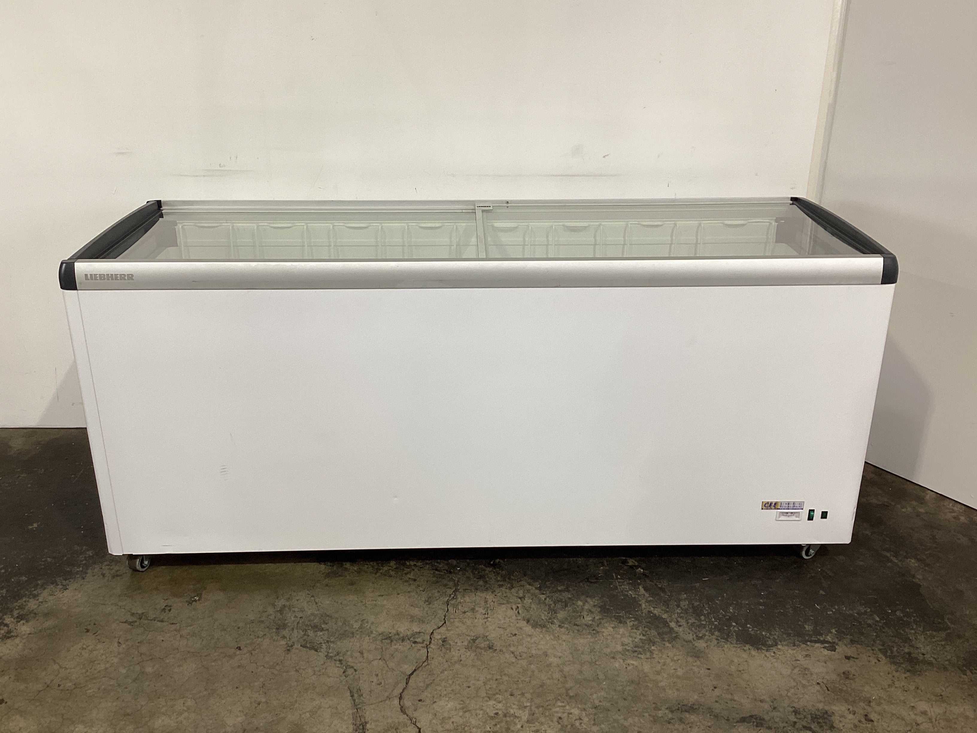 Liebherr EFE6052 Display Chest Freezer - 831260