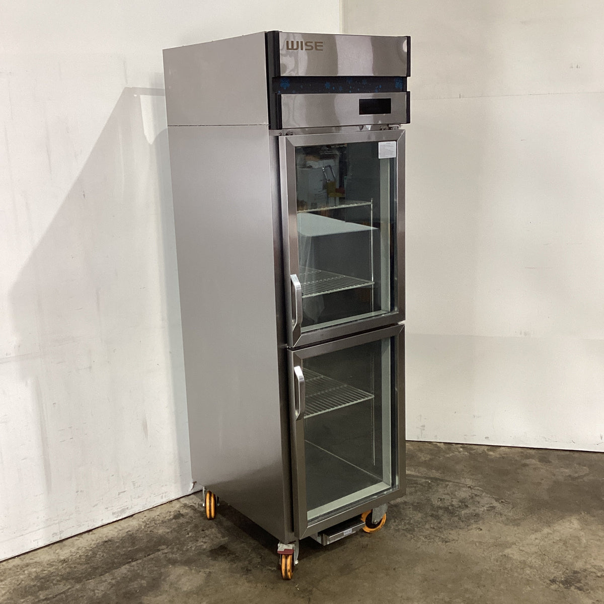 Wise AWRT-515L-R2-W Upright Fridge - 831358