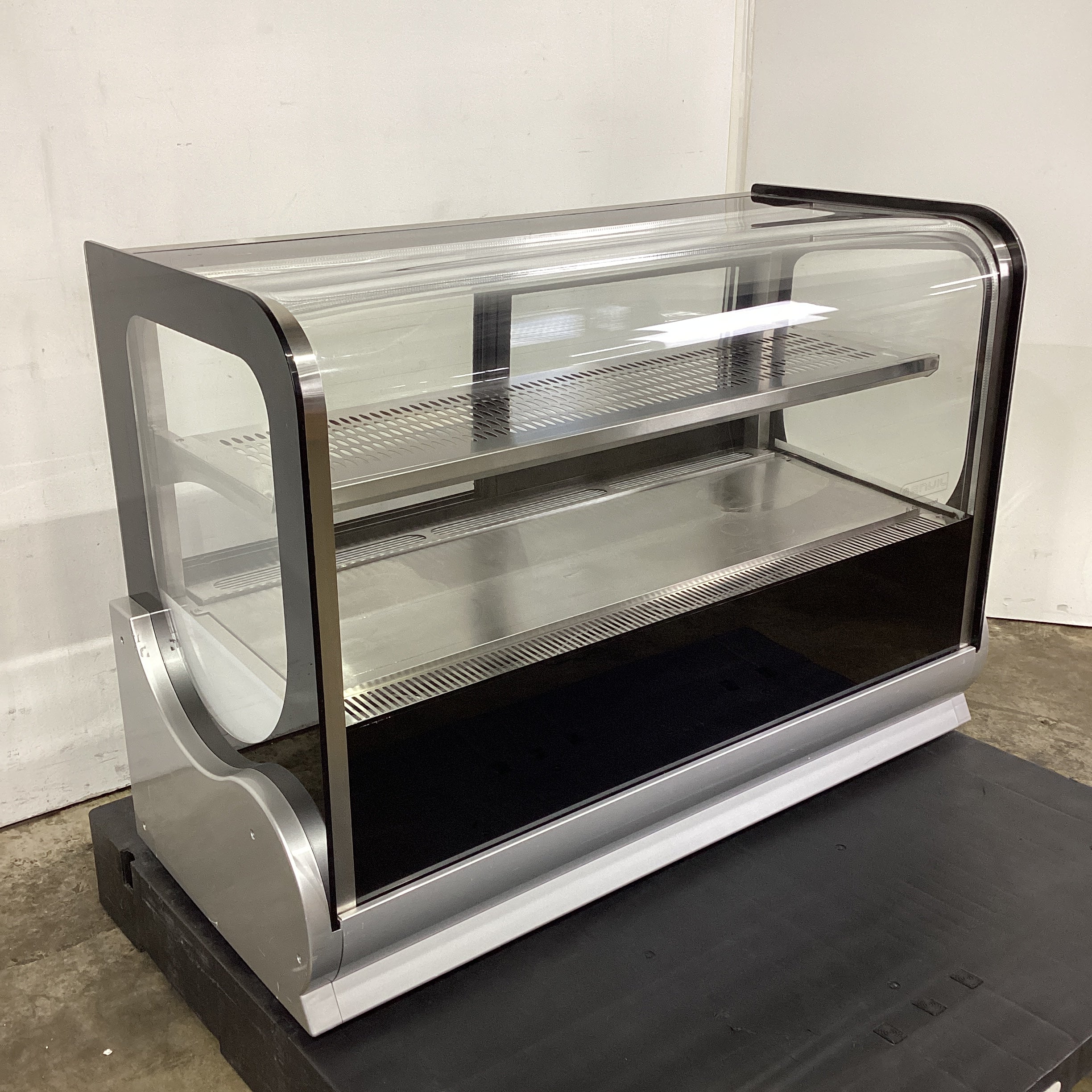 Anvil DGV0540 Cold Food Display - 831803