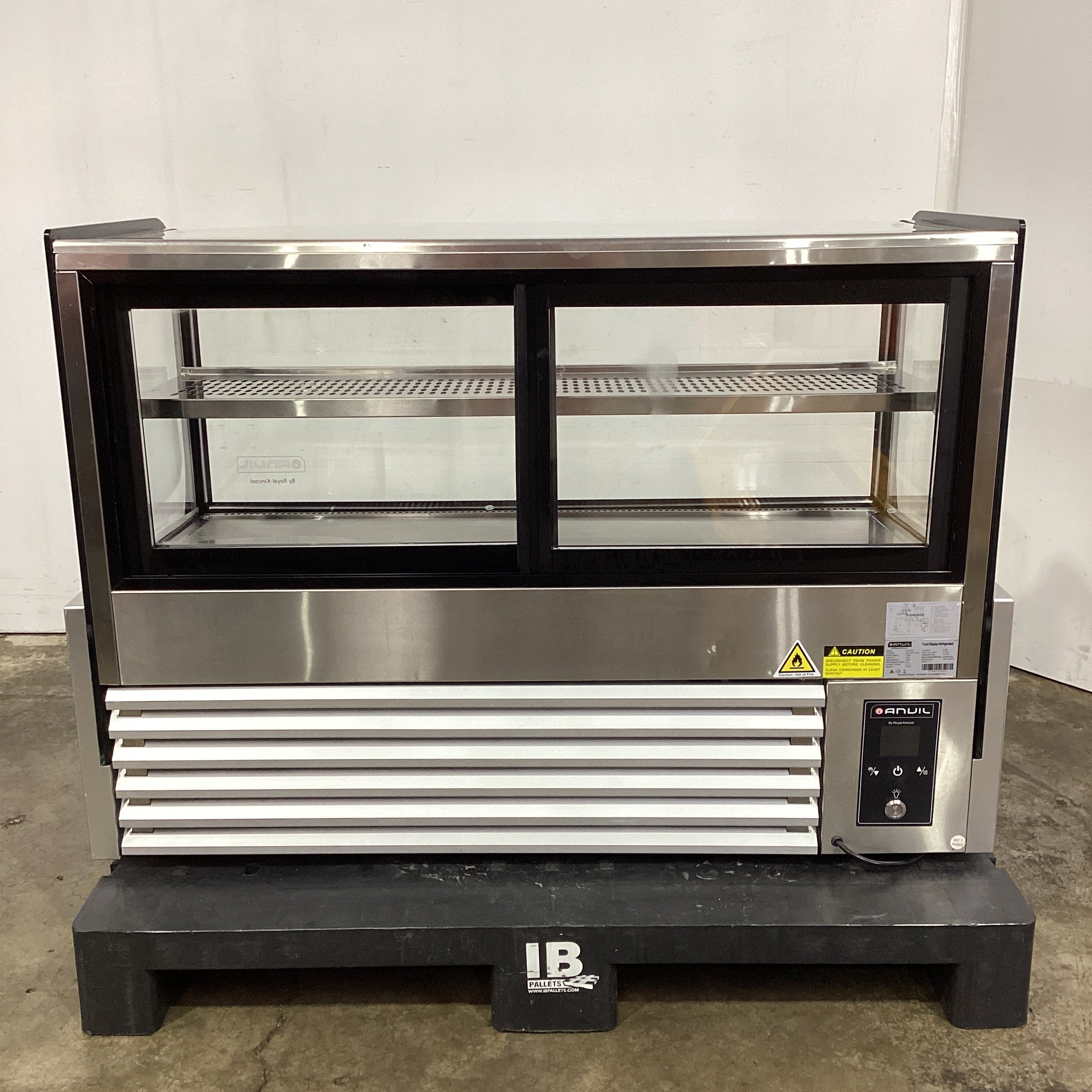 Anvil DGV0540 Cold Food Display - 831803