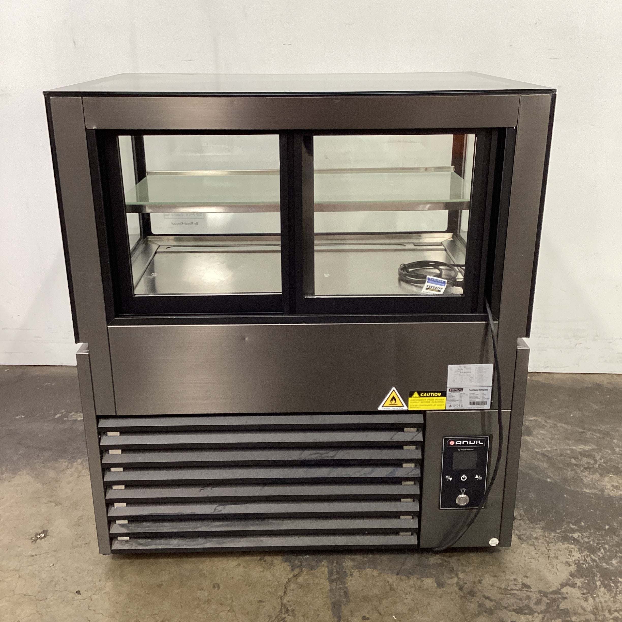 Anvil NSDJ2730 Cake Display - 833739
