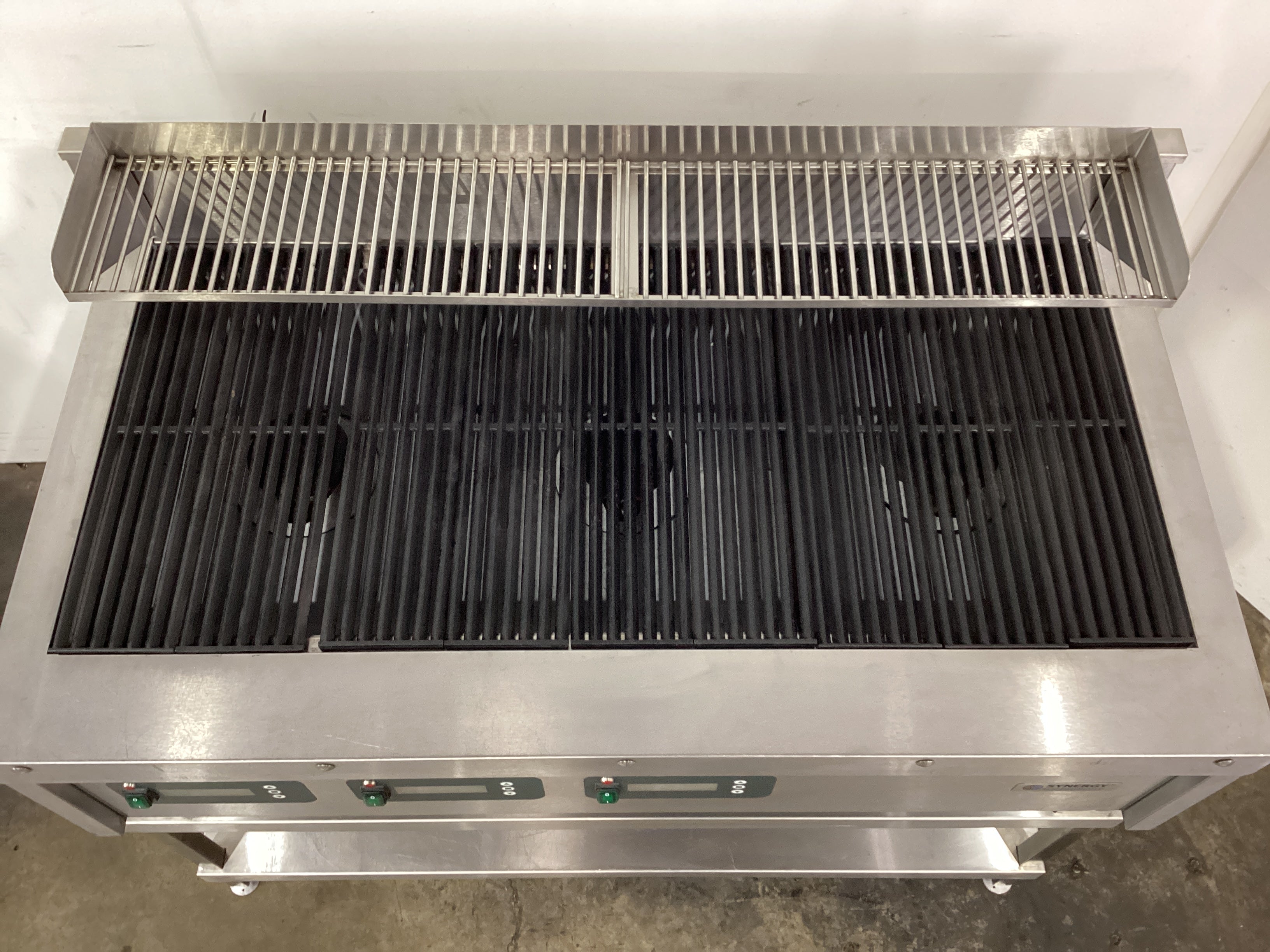 Synergy ST1305 Triple Burner Grill - 834674