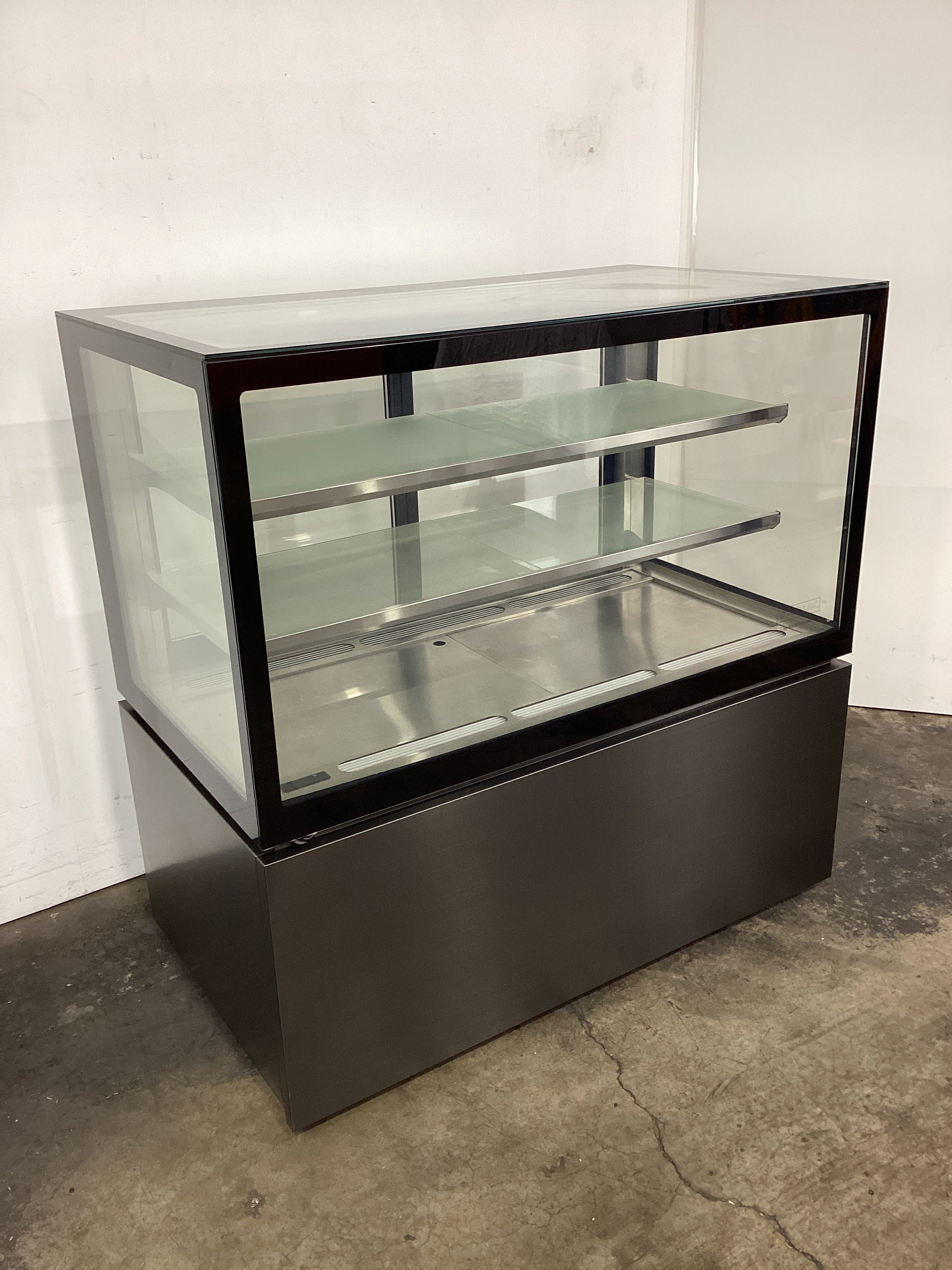 Anvil NDSV3740 Display Fridge - 835359