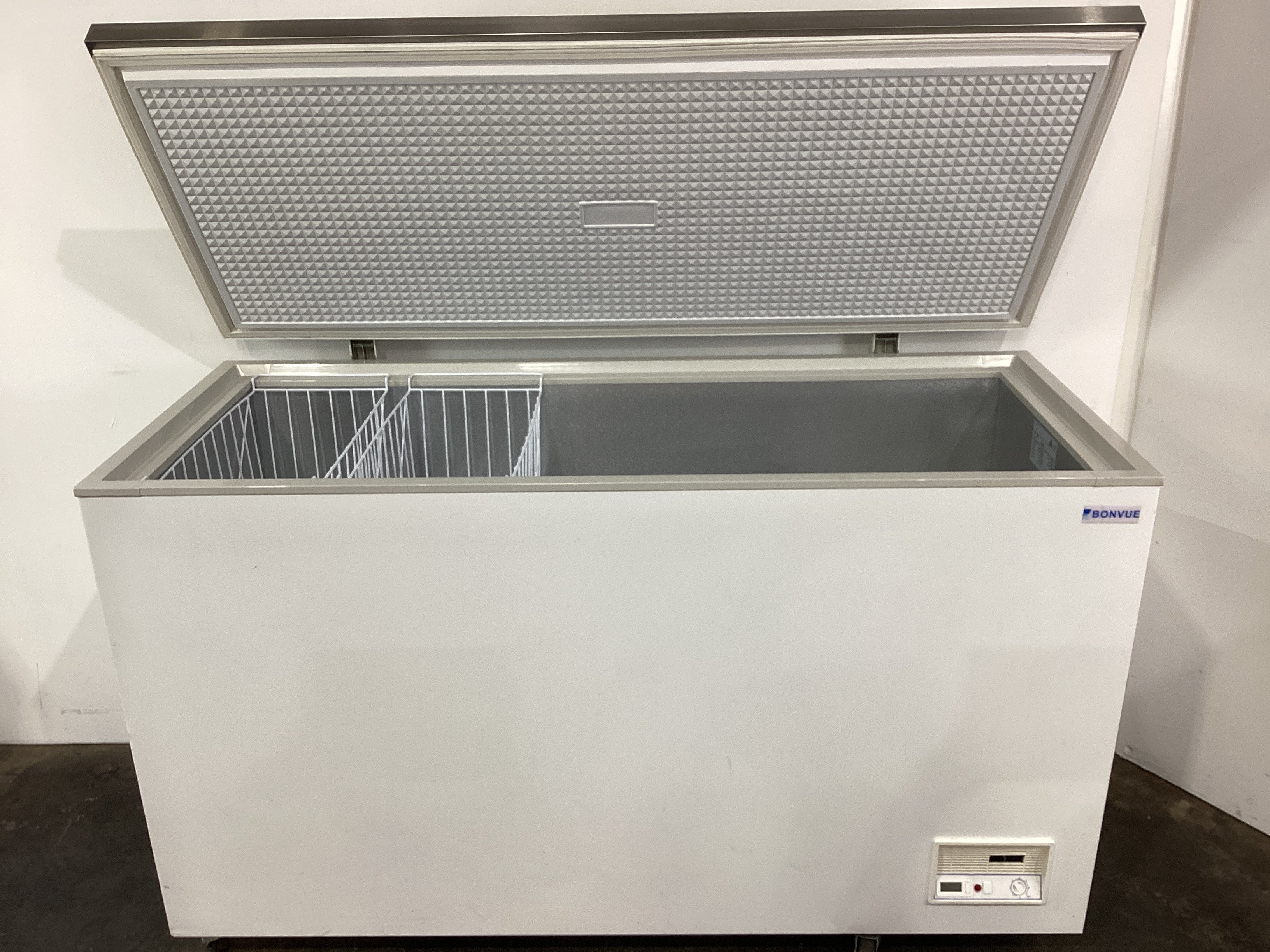 Bonvue BD598F Chest Freezer - 836228