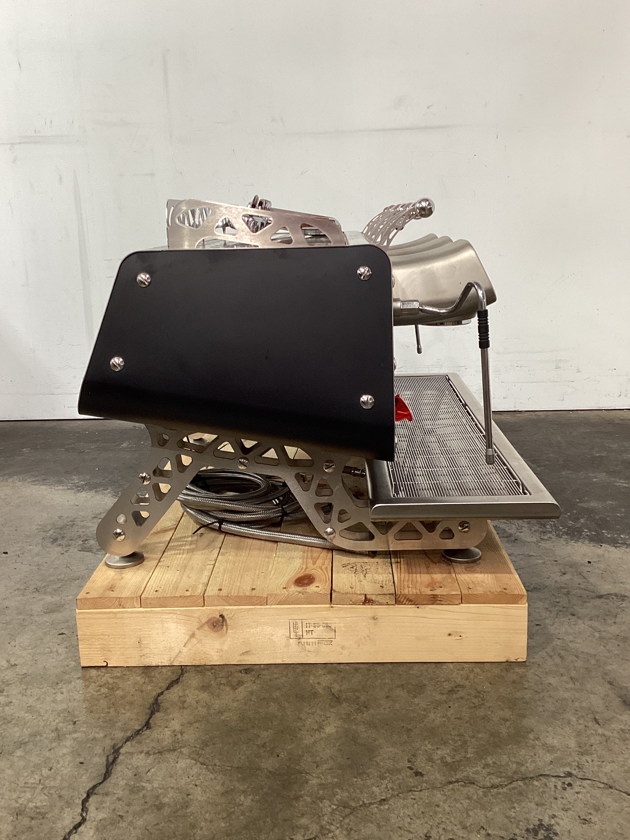 Bezzera Victoria De Brewing Profile 3 Group Coffee Machine - 836457