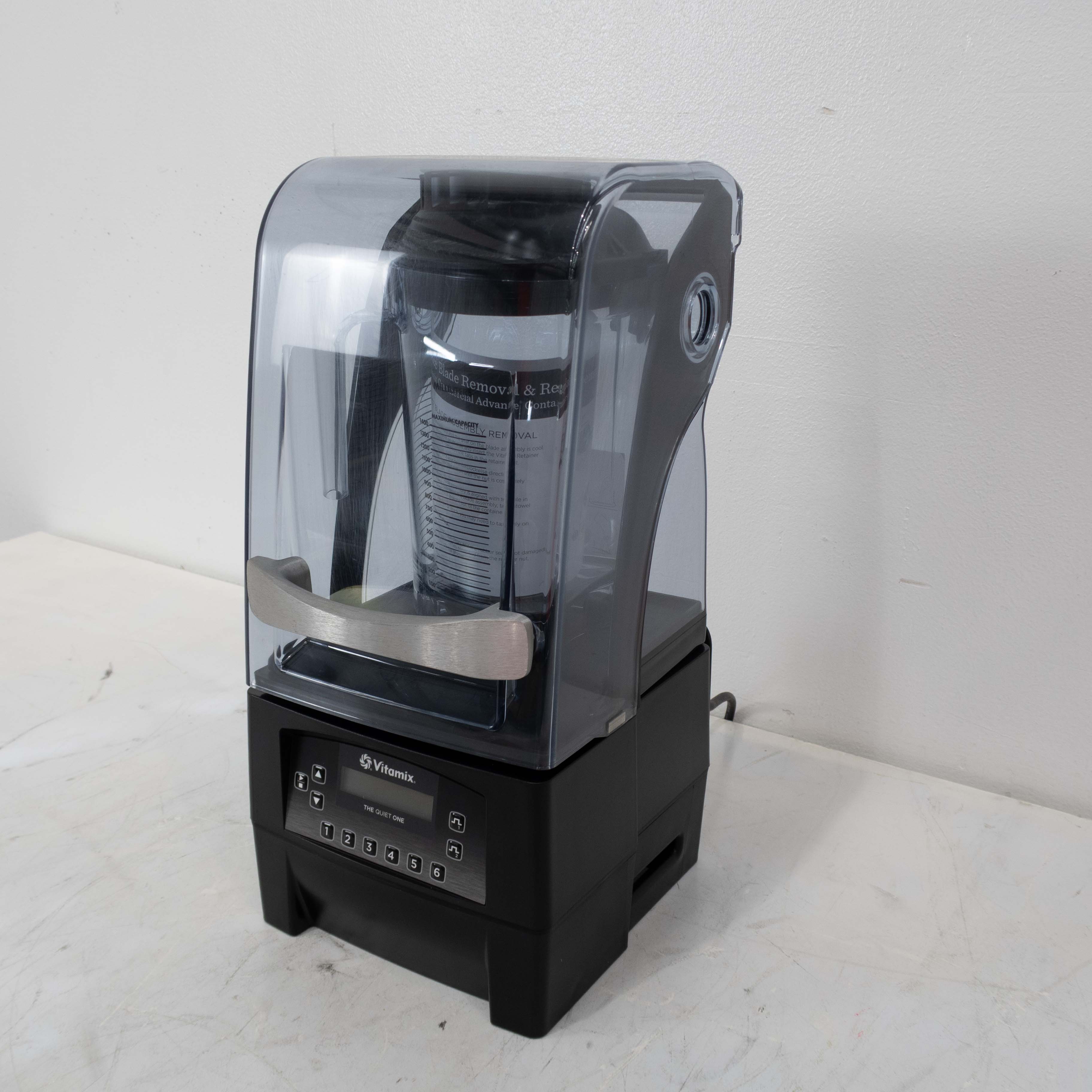 Vitamix VM0149D Blender with Sound Barrier - 837597