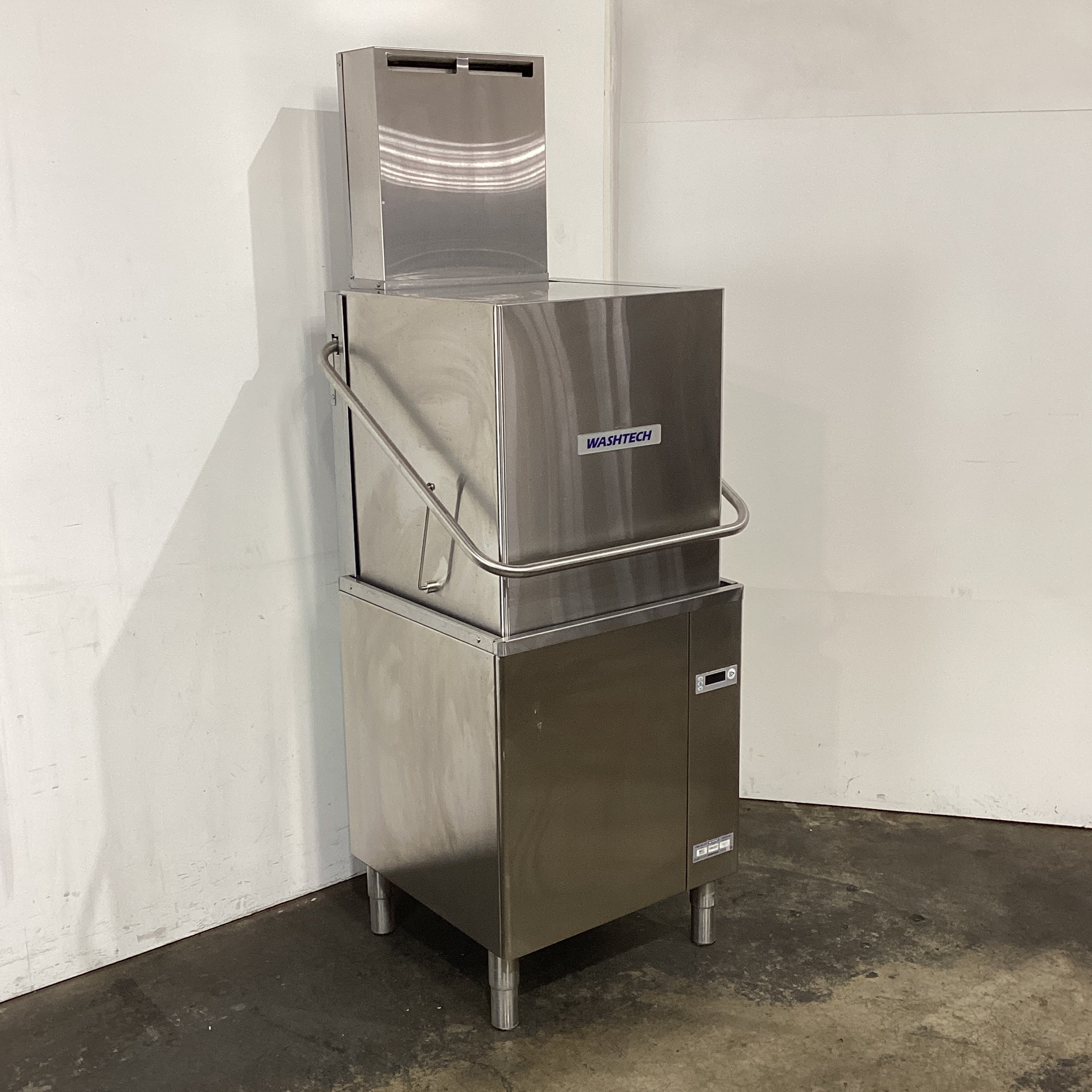 Washtech M2C Passthrough Dishwasher - 837805